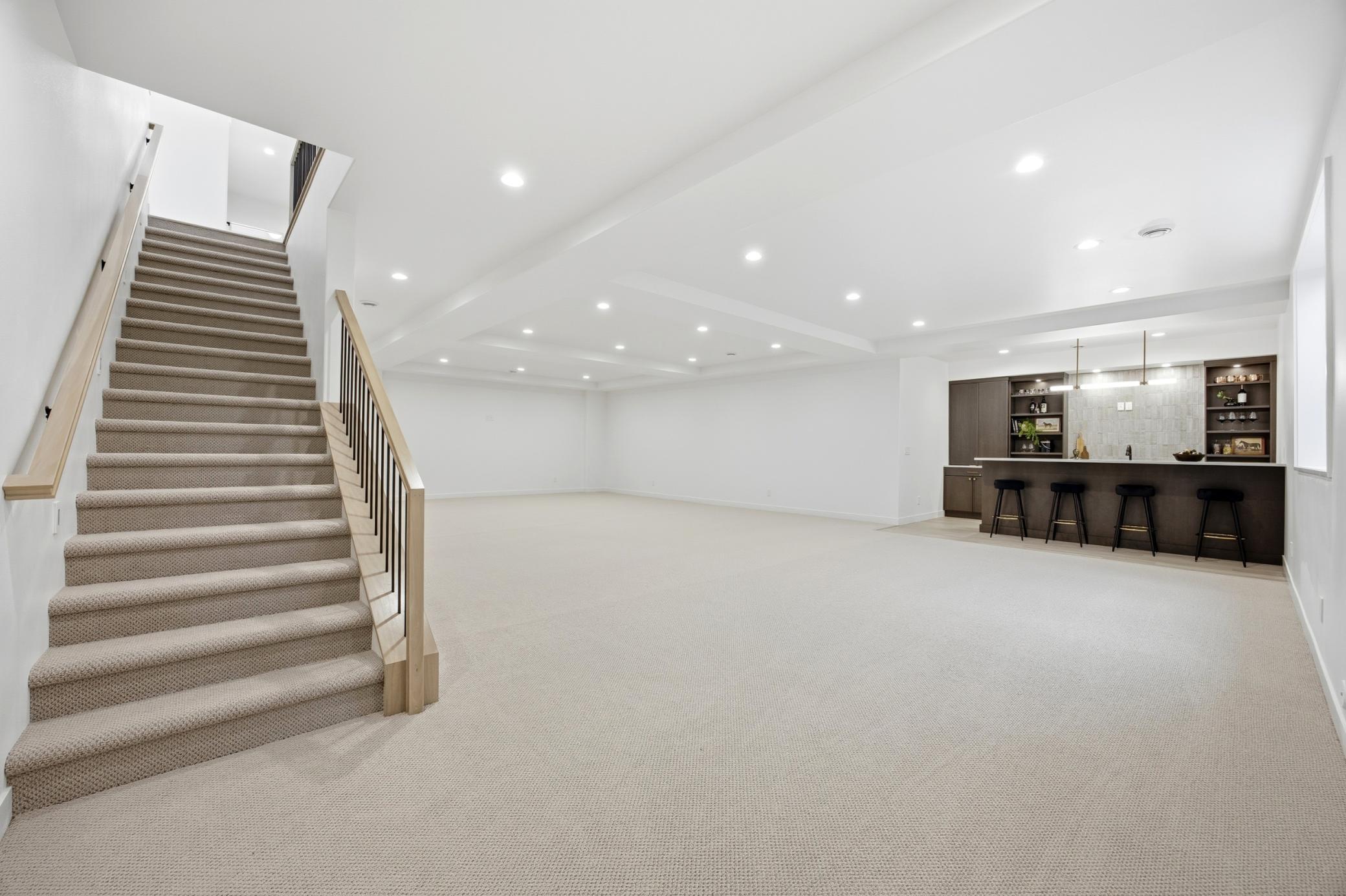 West Fargo, North Dakota, 58078, United States, 5 Bedrooms Bedrooms, ,4 BathroomsBathrooms,Residential,Active,1970996