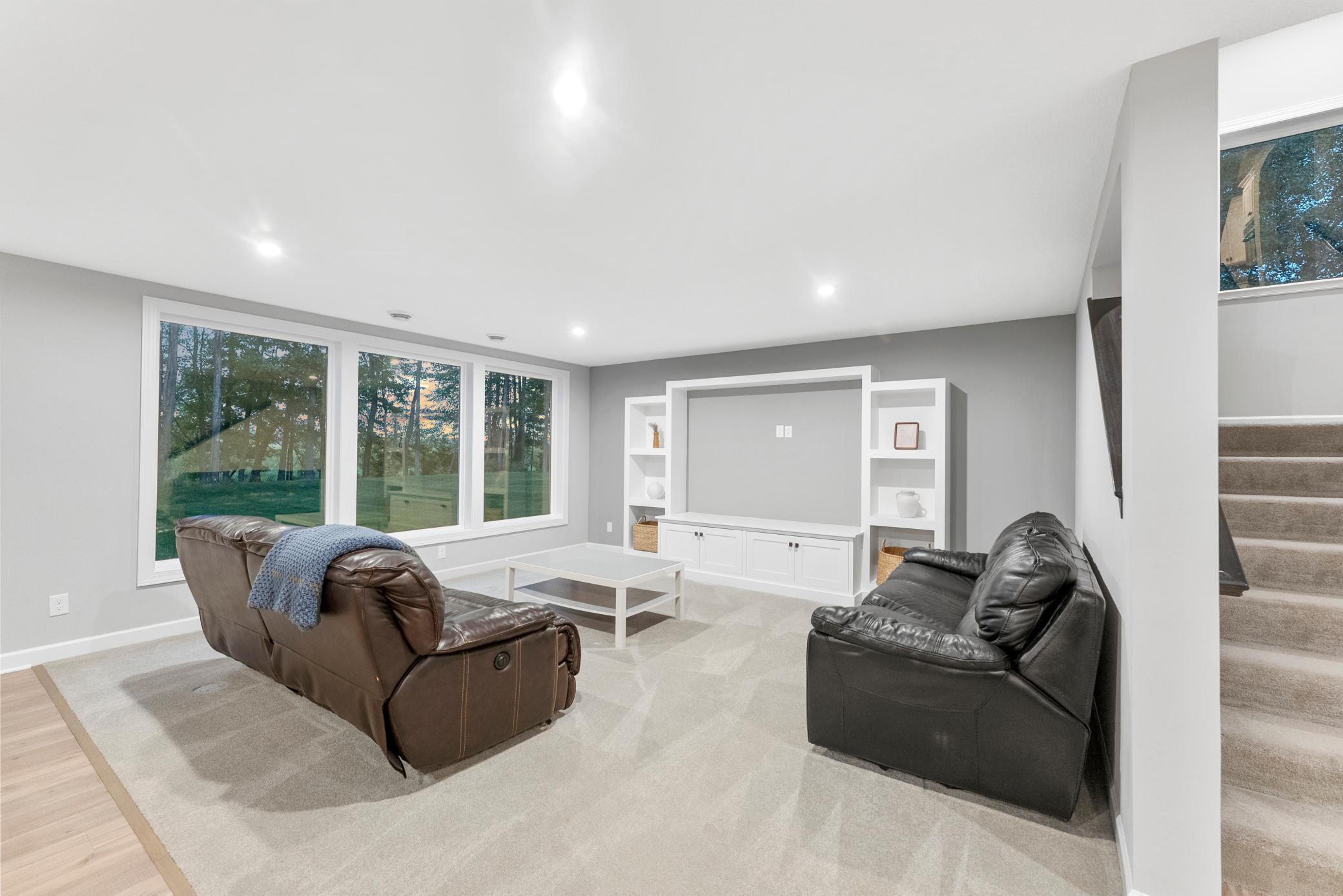 Andover, Minnesota, 55304, United States, 5 Bedrooms Bedrooms, ,5 BathroomsBathrooms,Residential,Active,1943833