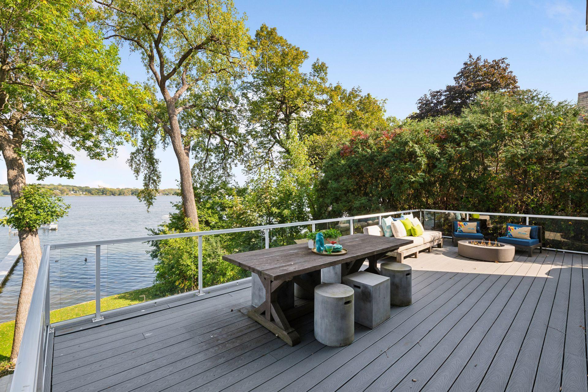 Minneapolis, Minnesota, 55441, United States, 4 Bedrooms Bedrooms, ,3 BathroomsBathrooms,Residential,Active,1953266