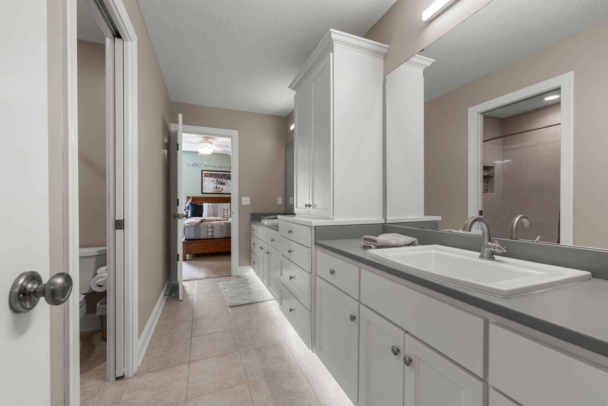 Rosemount, Minnesota, 55068, United States, 5 Bedrooms Bedrooms, ,5 BathroomsBathrooms,Residential,Active,2007318