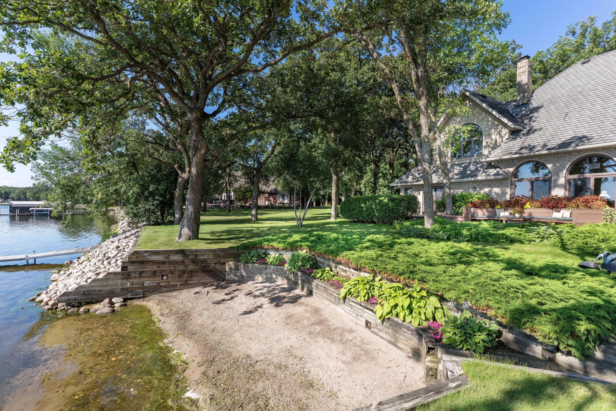 Alexandria, Minnesota, 56308, United States, 4 Bedrooms Bedrooms, ,6 BathroomsBathrooms,Residential,Active,1964256