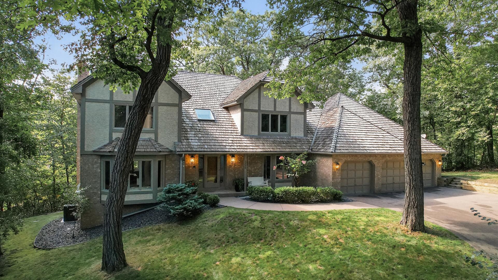 Hopkins, Minnesota, 55305, United States, 5 Bedrooms Bedrooms, ,4 BathroomsBathrooms,Residential,Active,1943778