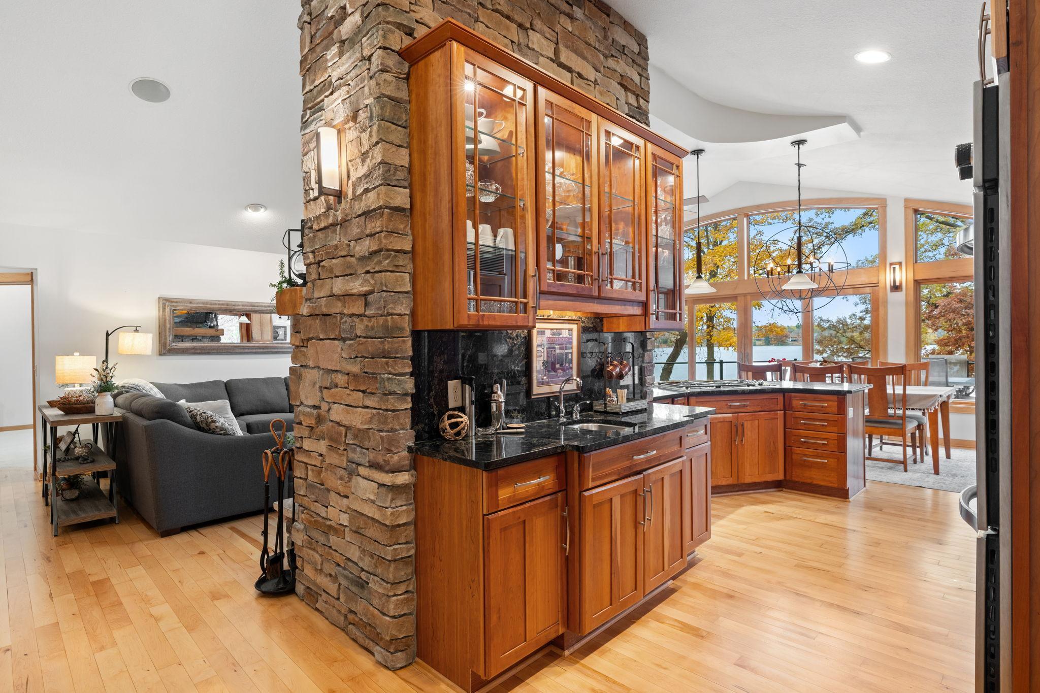 Arden Hills, Minnesota, 55112, United States, 4 Bedrooms Bedrooms, ,3 BathroomsBathrooms,Residential,Active,1973290