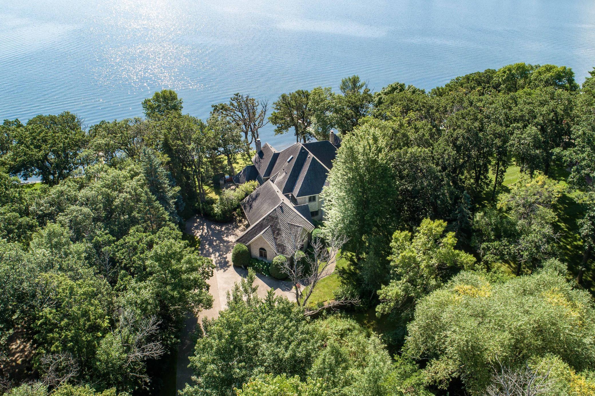 Alexandria, Minnesota, 56308, United States, 4 Bedrooms Bedrooms, ,6 BathroomsBathrooms,Residential,Active,1964256