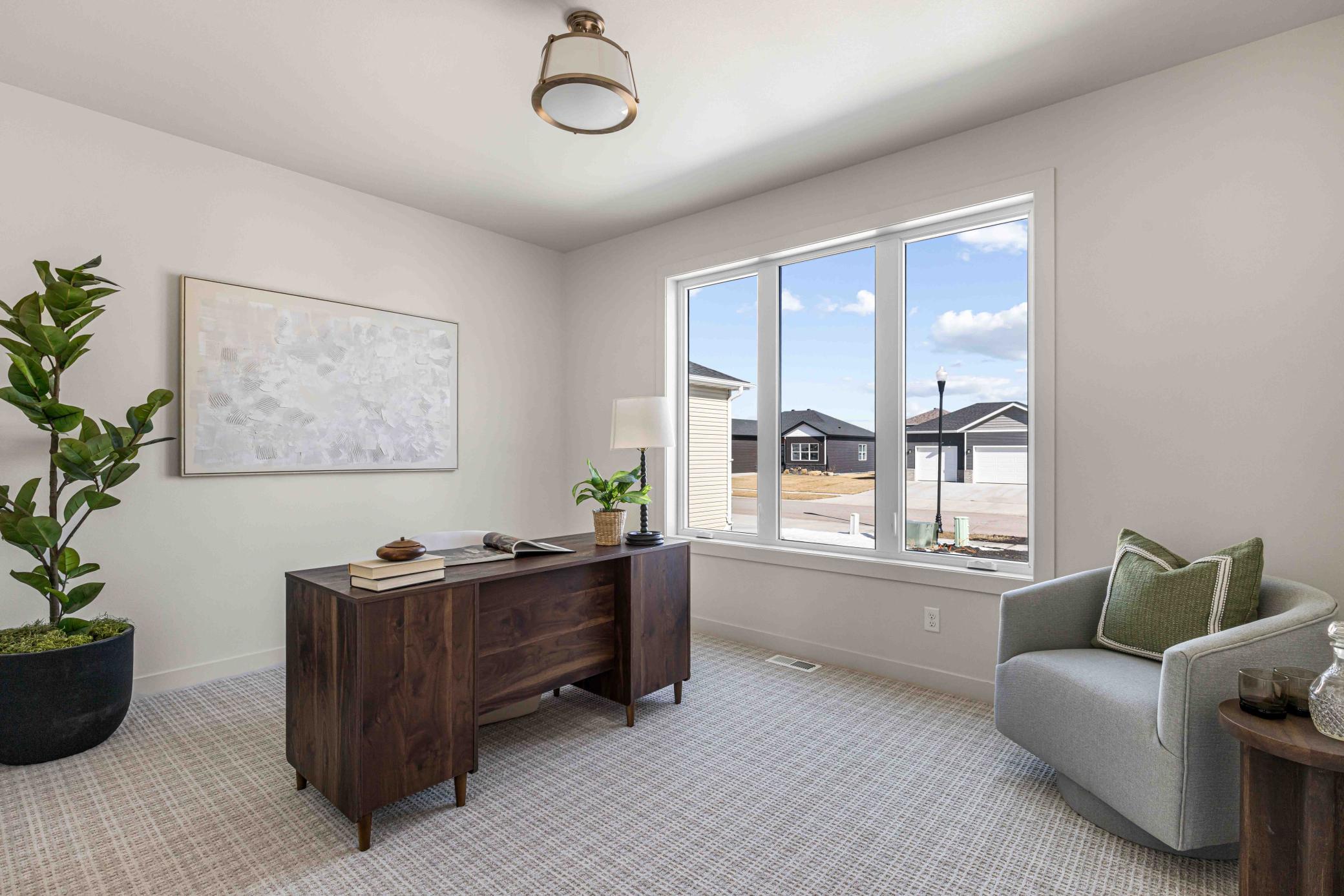 Fargo, North Dakota, 58104, United States, 4 Bedrooms Bedrooms, ,4 BathroomsBathrooms,Residential,Active,2007923