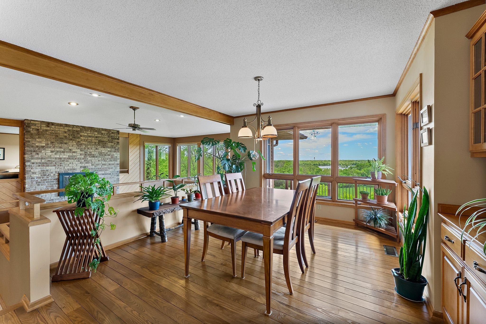 Northfield, Minnesota, 55057, United States, ,3 BathroomsBathrooms,Residential,Active,1843421
