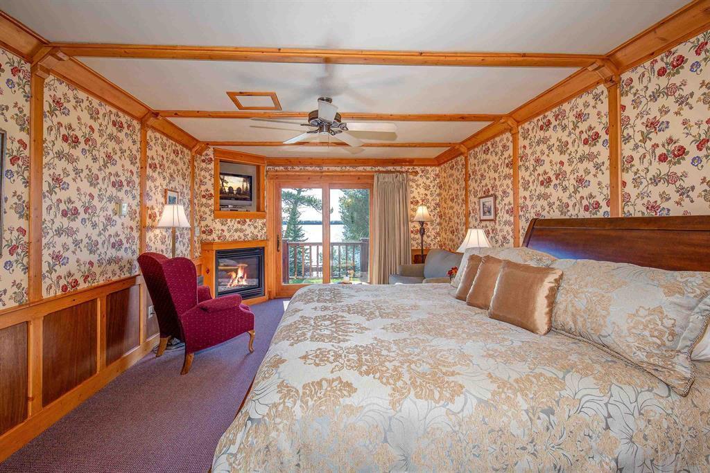 Cornucopia, Wisconsin, 54827, United States, 8 Bedrooms Bedrooms, ,8 BathroomsBathrooms,Residential,Active,1820822