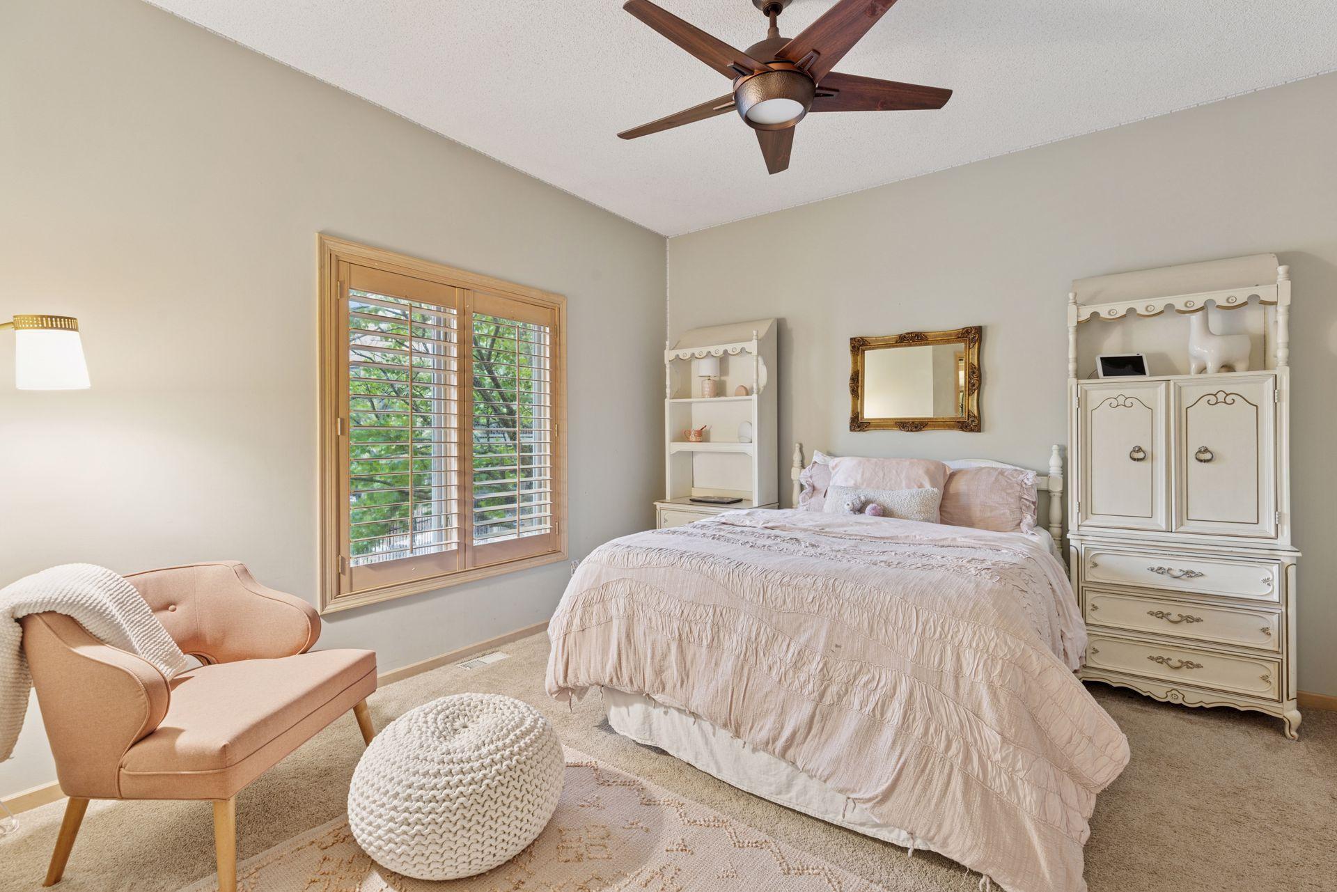 Eden Prairie, Minnesota, 55347, United States, 4 Bedrooms Bedrooms, ,5 BathroomsBathrooms,Residential,Active,1959538