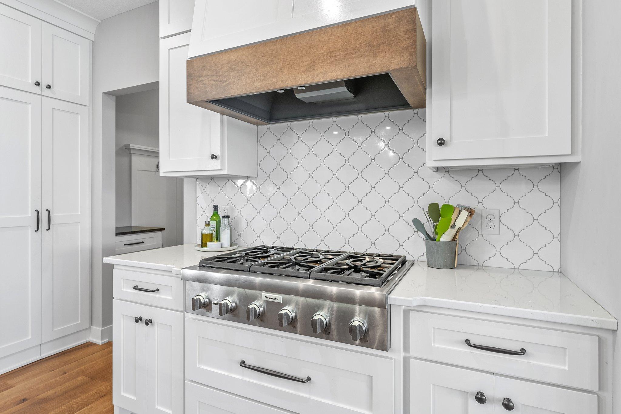 Wayzata, Minnesota, 55391, United States, 3 Bedrooms Bedrooms, ,3 BathroomsBathrooms,Residential,Active,2018191