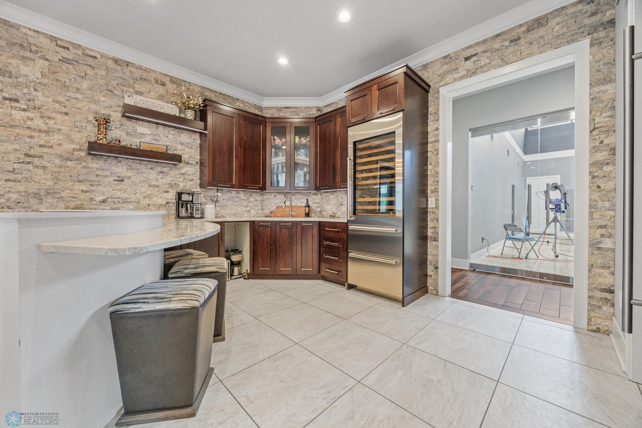 Fargo, North Dakota, 58104, United States, 5 Bedrooms Bedrooms, ,7 BathroomsBathrooms,Residential,Active,1941361