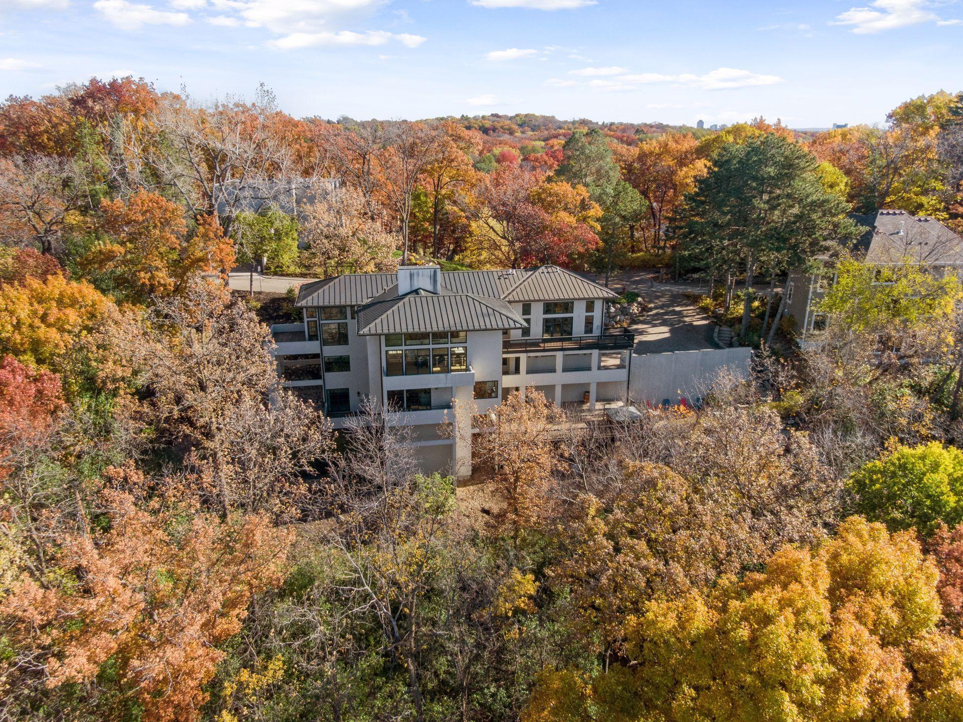 Minneapolis, Minnesota, 55439, United States, 5 Bedrooms Bedrooms, ,6 BathroomsBathrooms,Residential,Active,1987211