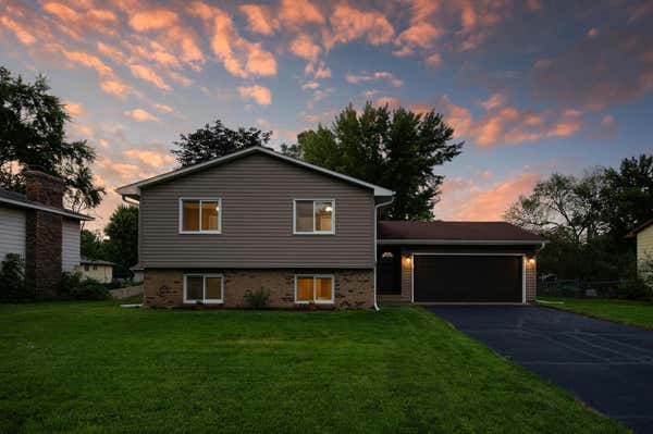 2633 RIDGE LN, SAINT PAUL, MN 55112 - Image 1