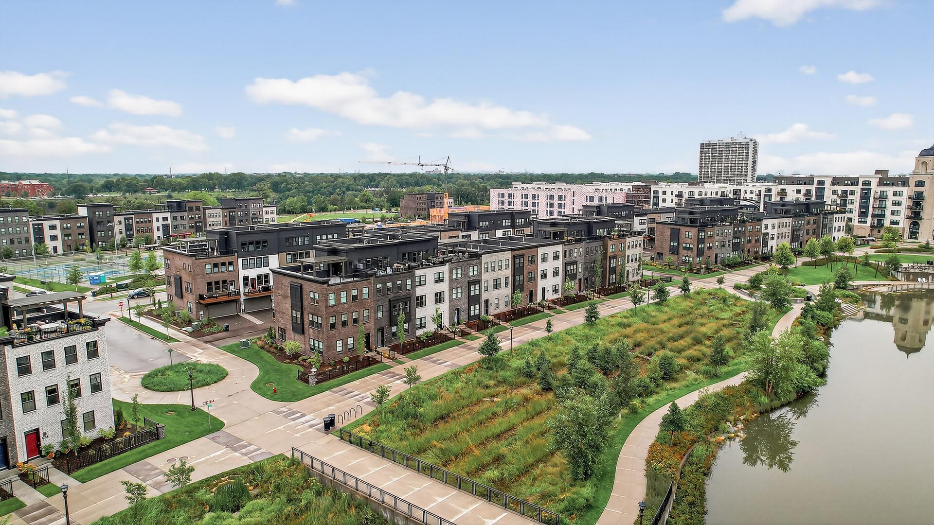 Saint Paul, Minnesota, 55116, United States, 4 Bedrooms Bedrooms, ,4 BathroomsBathrooms,Residential,Active,2003561