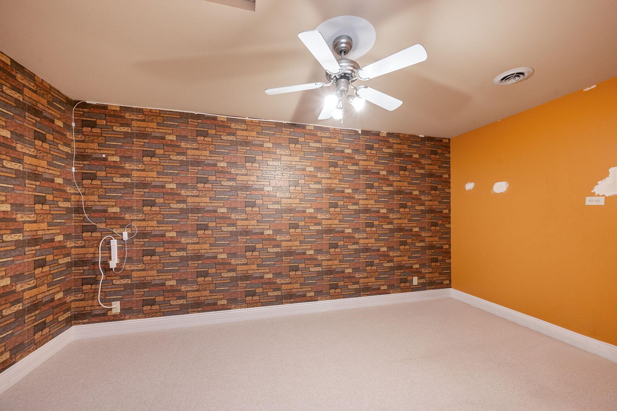 Fairmont, Minnesota, 56031, United States, 5 Bedrooms Bedrooms, ,6 BathroomsBathrooms,Residential,Active,1953012