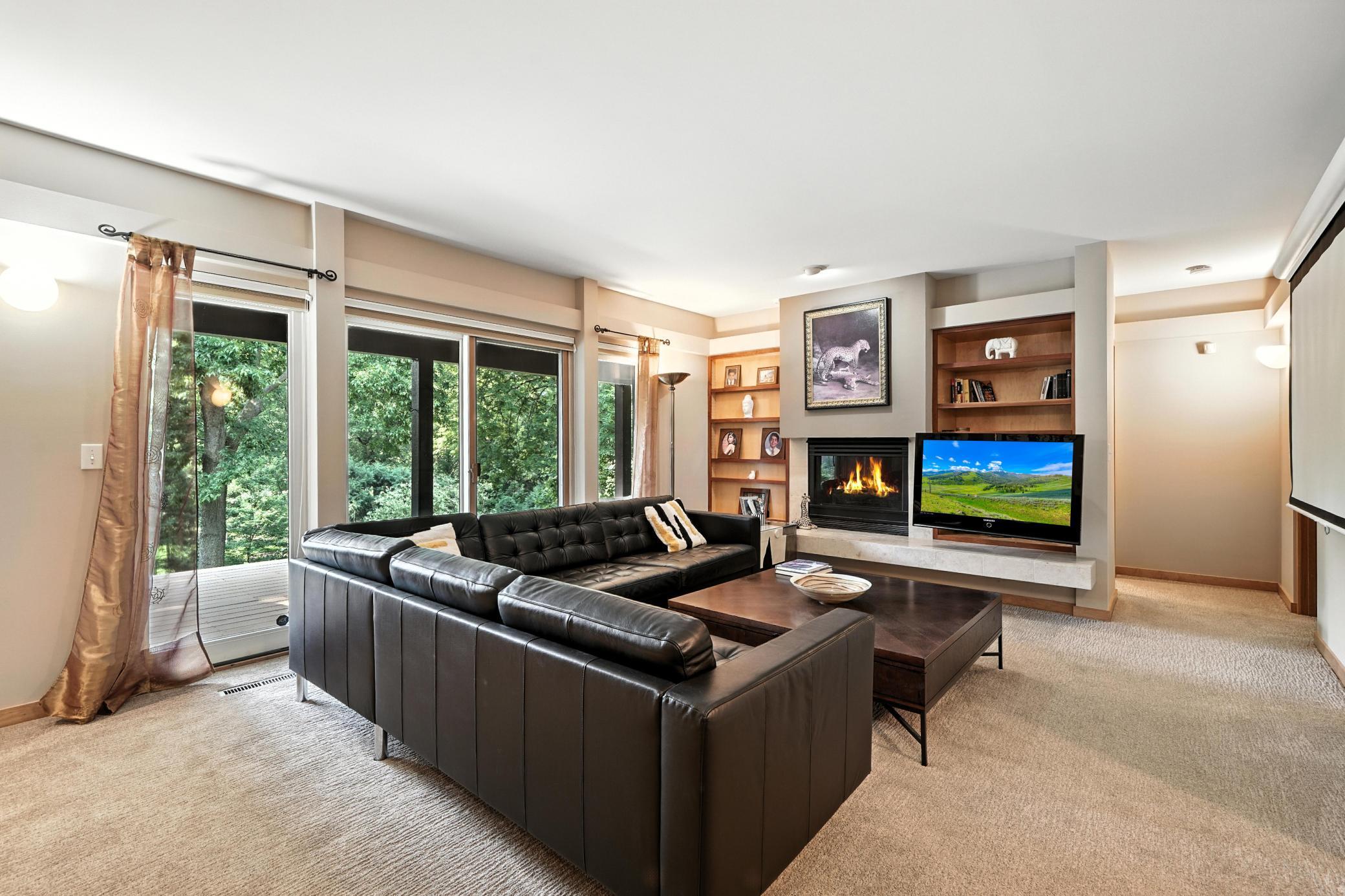 Minnetonka, Minnesota, 55345, United States, ,3 BathroomsBathrooms,Residential,Active,1894771