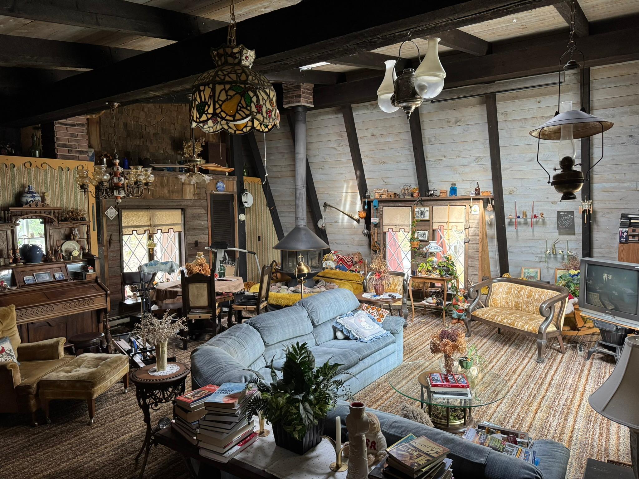 Silver Bay, Minnesota, 55614, United States, 3 Bedrooms Bedrooms, ,3 BathroomsBathrooms,Residential,Active,1953979