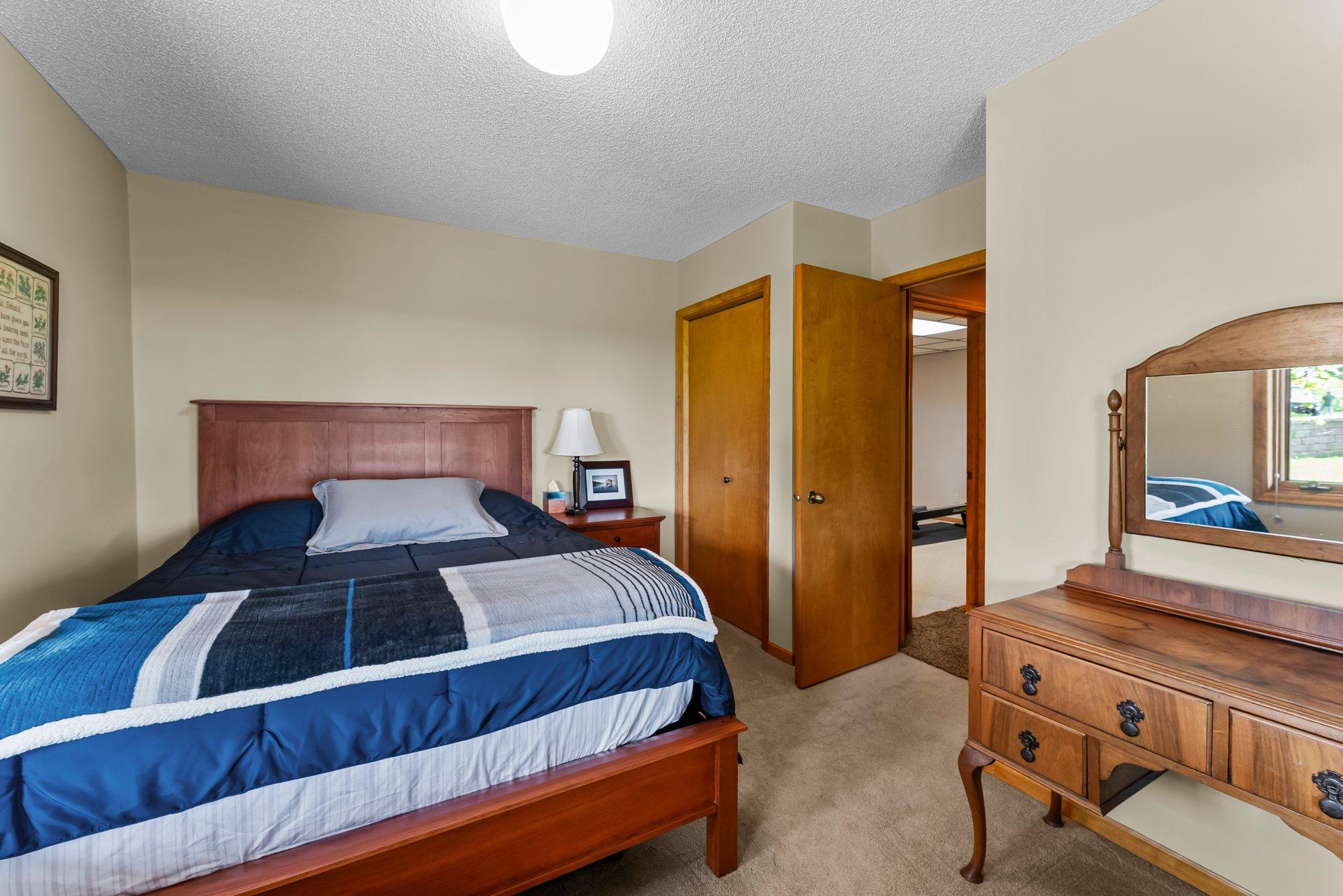 Northfield, Minnesota, 55057, United States, ,3 BathroomsBathrooms,Residential,Active,1843421