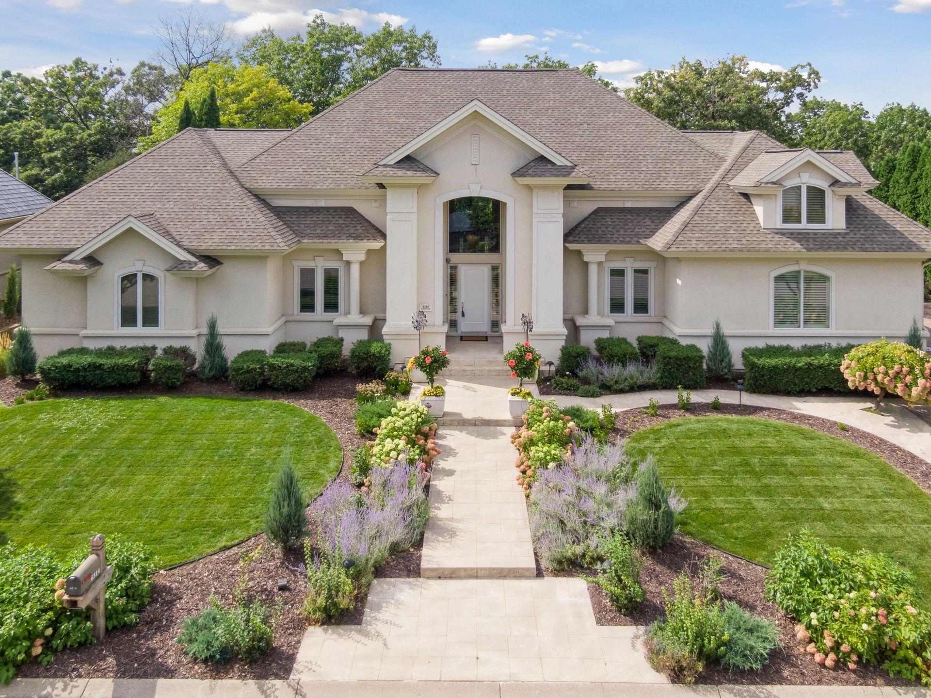 Minneapolis, Minnesota, 55439, United States, 5 Bedrooms Bedrooms, ,5 BathroomsBathrooms,Residential,Active,1944273