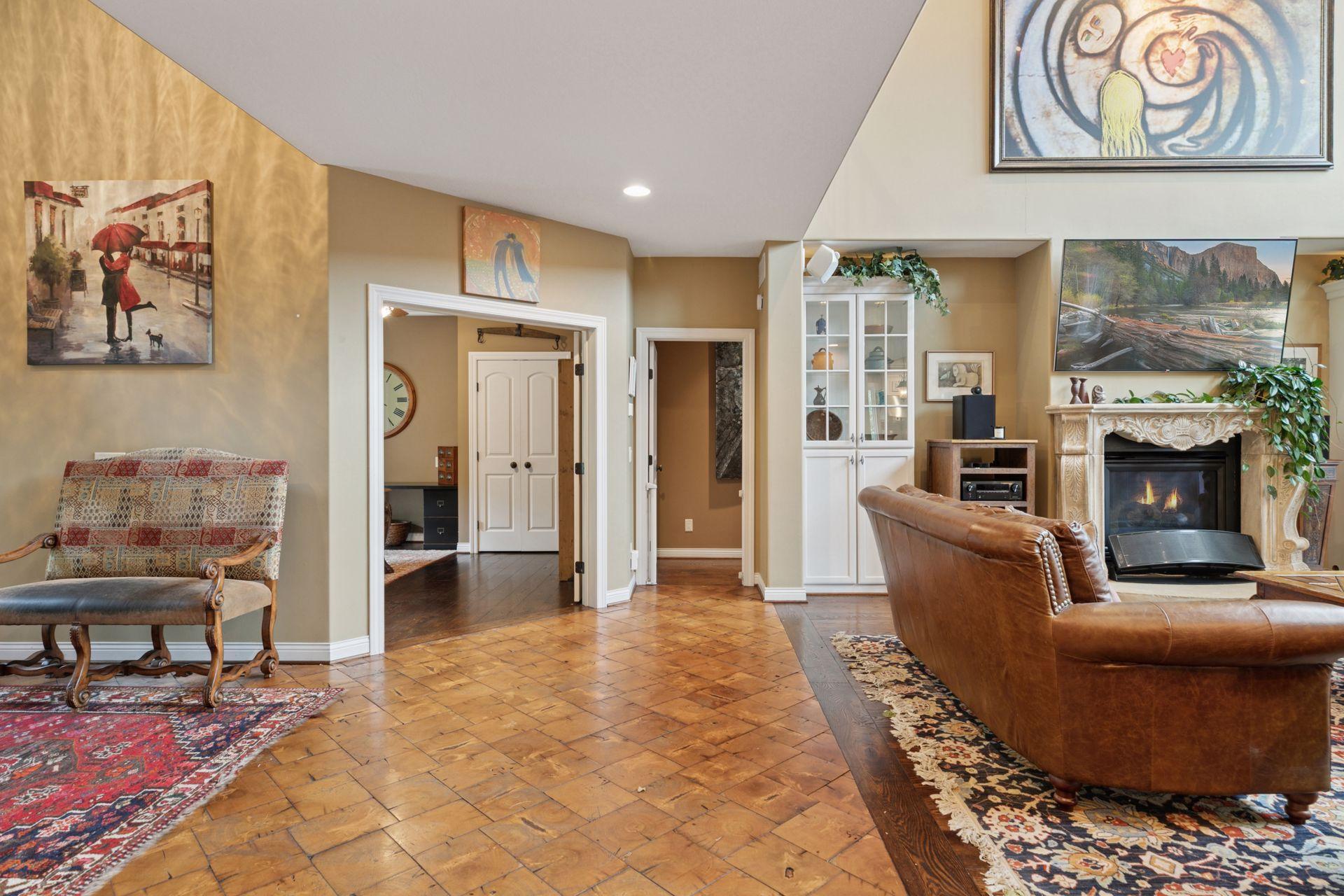 Hudson, Wisconsin, 54016, United States, 4 Bedrooms Bedrooms, ,6 BathroomsBathrooms,Residential,Active,1965807