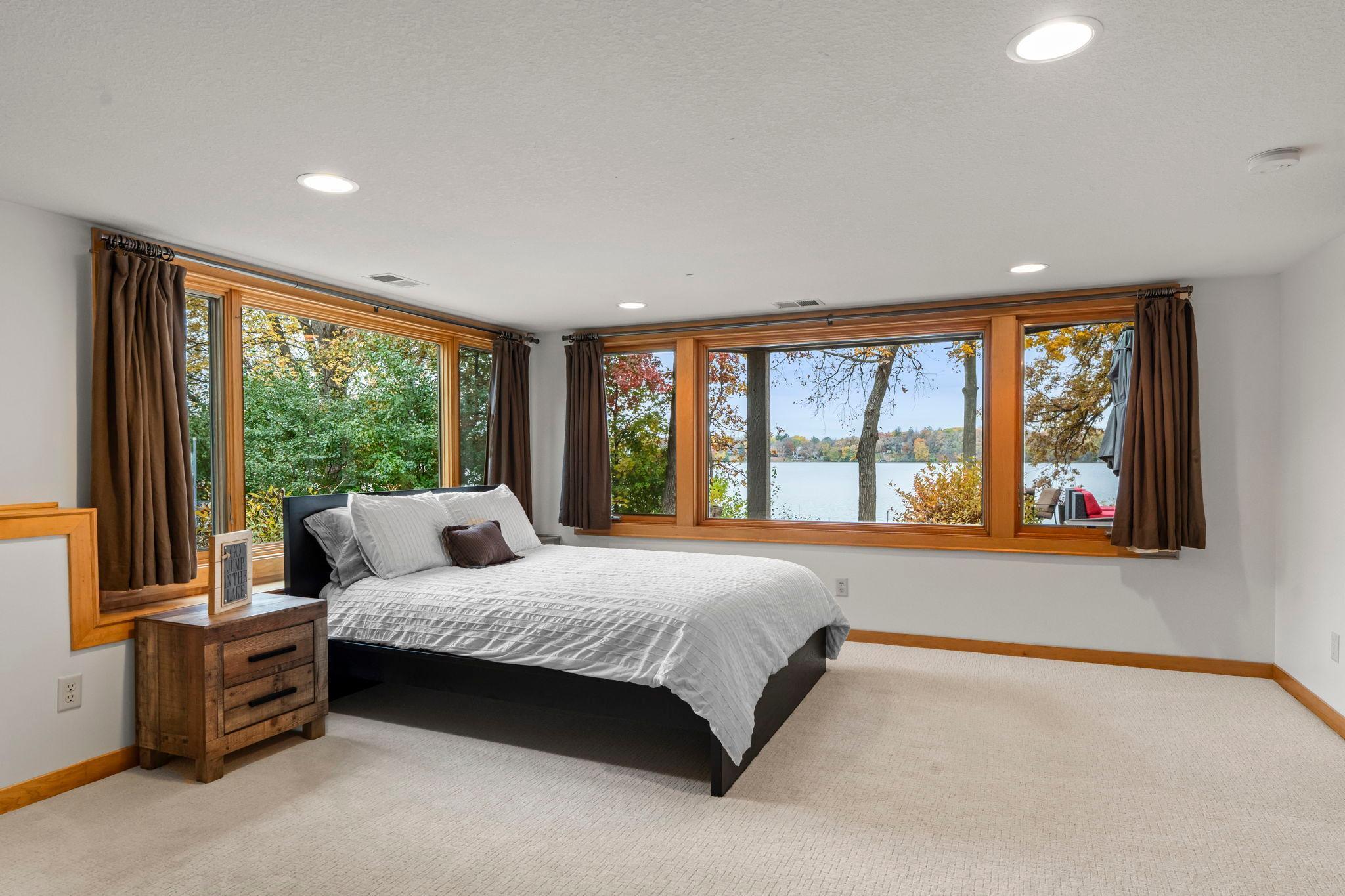 Arden Hills, Minnesota, 55112, United States, 4 Bedrooms Bedrooms, ,3 BathroomsBathrooms,Residential,Active,1973290