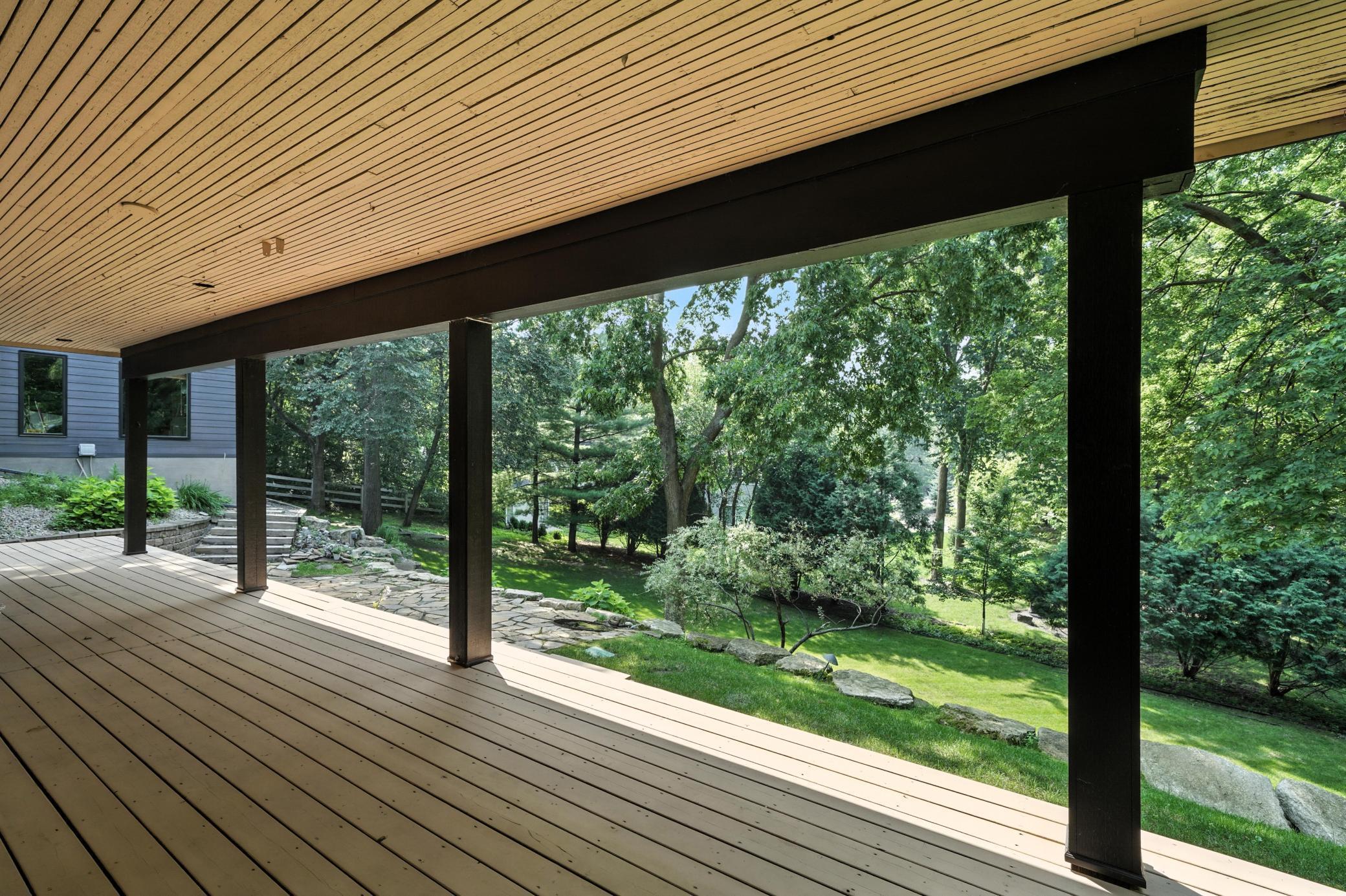 Minnetonka, Minnesota, 55345, United States, 5 Bedrooms Bedrooms, ,3 BathroomsBathrooms,Residential,Active,1971001