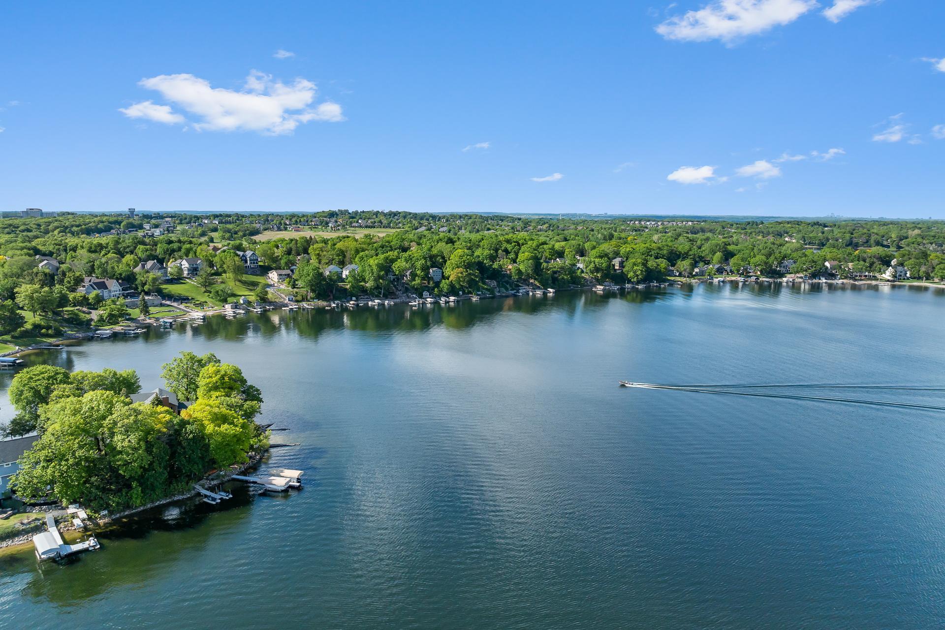 Prior Lake, Minnesota, 55372, United States, 4 Bedrooms Bedrooms, ,4 BathroomsBathrooms,Residential,Active,1995257