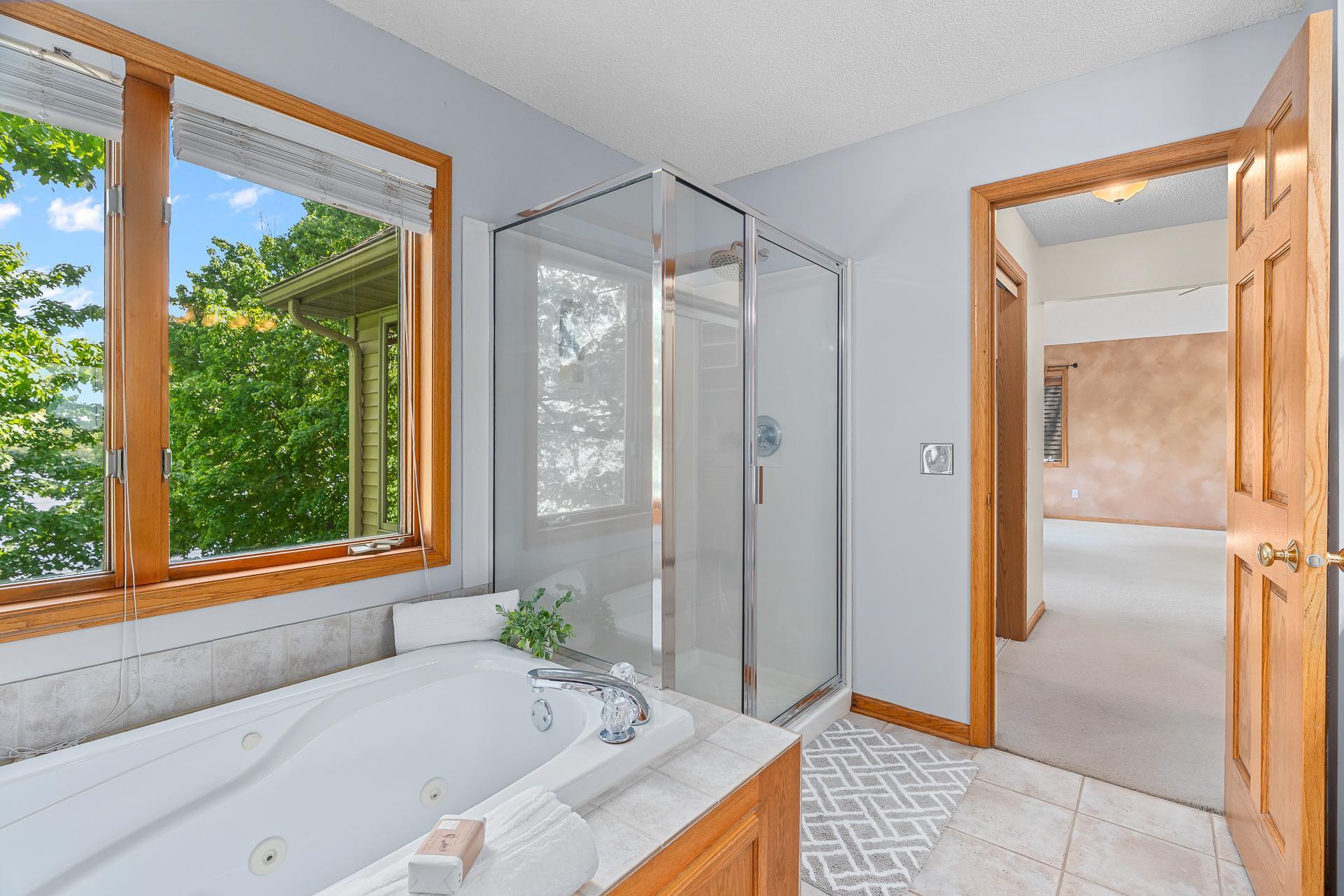 Prior Lake, Minnesota, 55372, United States, 4 Bedrooms Bedrooms, ,4 BathroomsBathrooms,Residential,Active,1995257