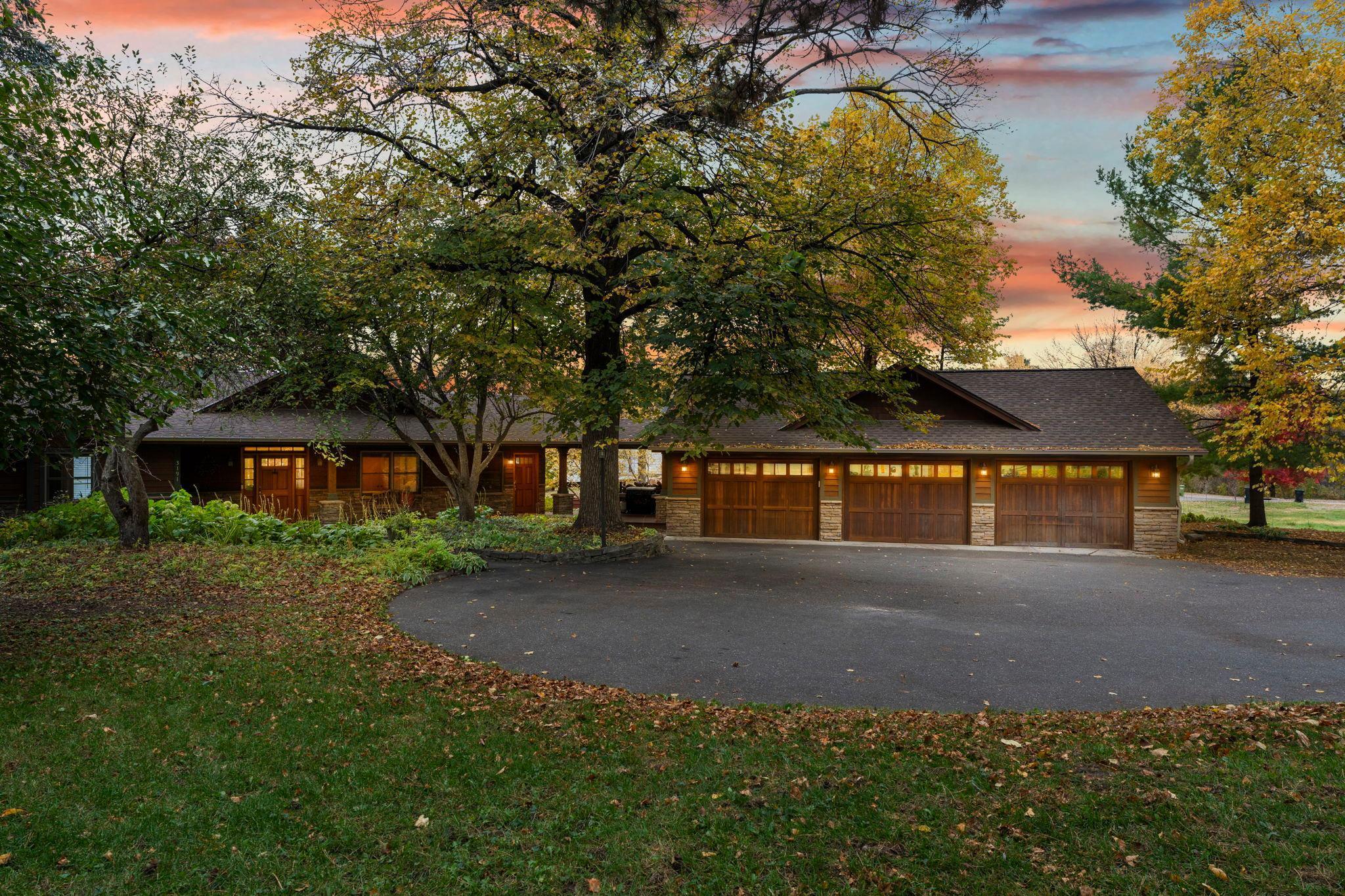 Arden Hills, Minnesota, 55112, United States, 4 Bedrooms Bedrooms, ,3 BathroomsBathrooms,Residential,Active,1973290
