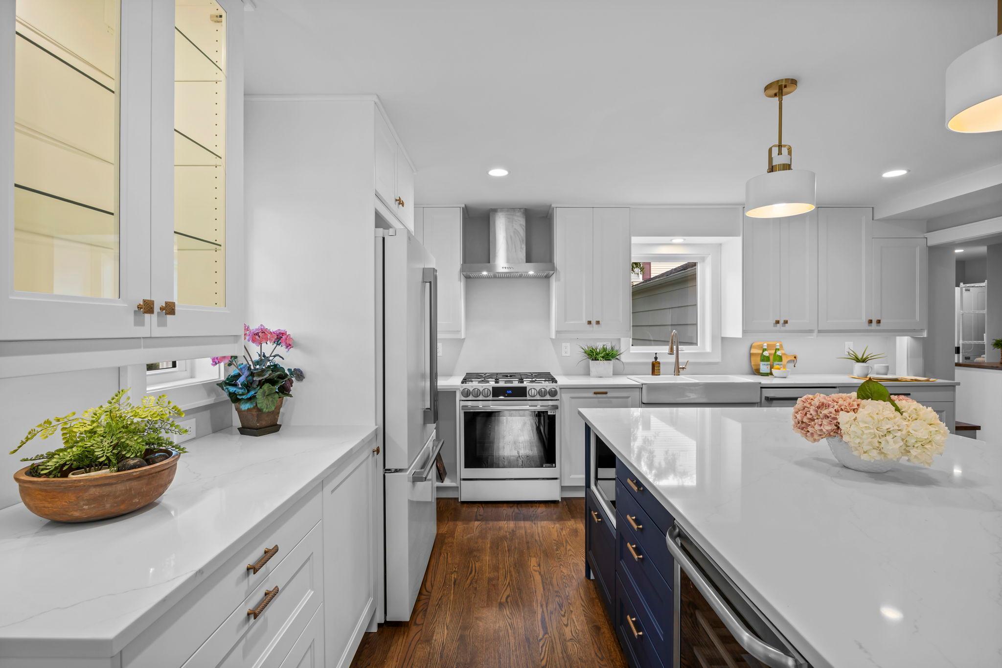 Minneapolis, Minnesota, 55435, United States, 5 Bedrooms Bedrooms, ,5 BathroomsBathrooms,Residential,Active,1944270