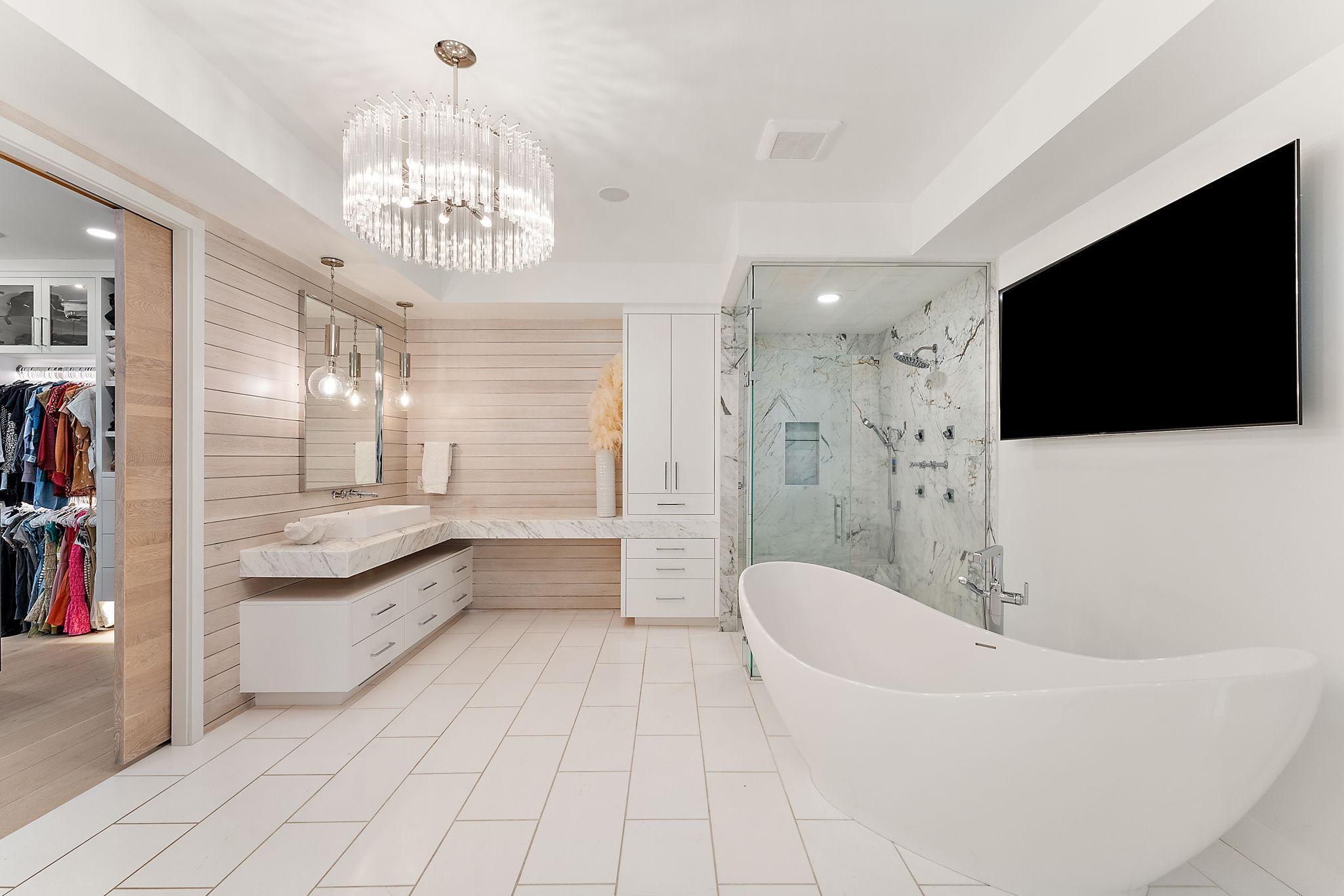 Wayzata, Minnesota, 55391, United States, 8 Bedrooms Bedrooms, ,11 BathroomsBathrooms,Residential,Active,1959932