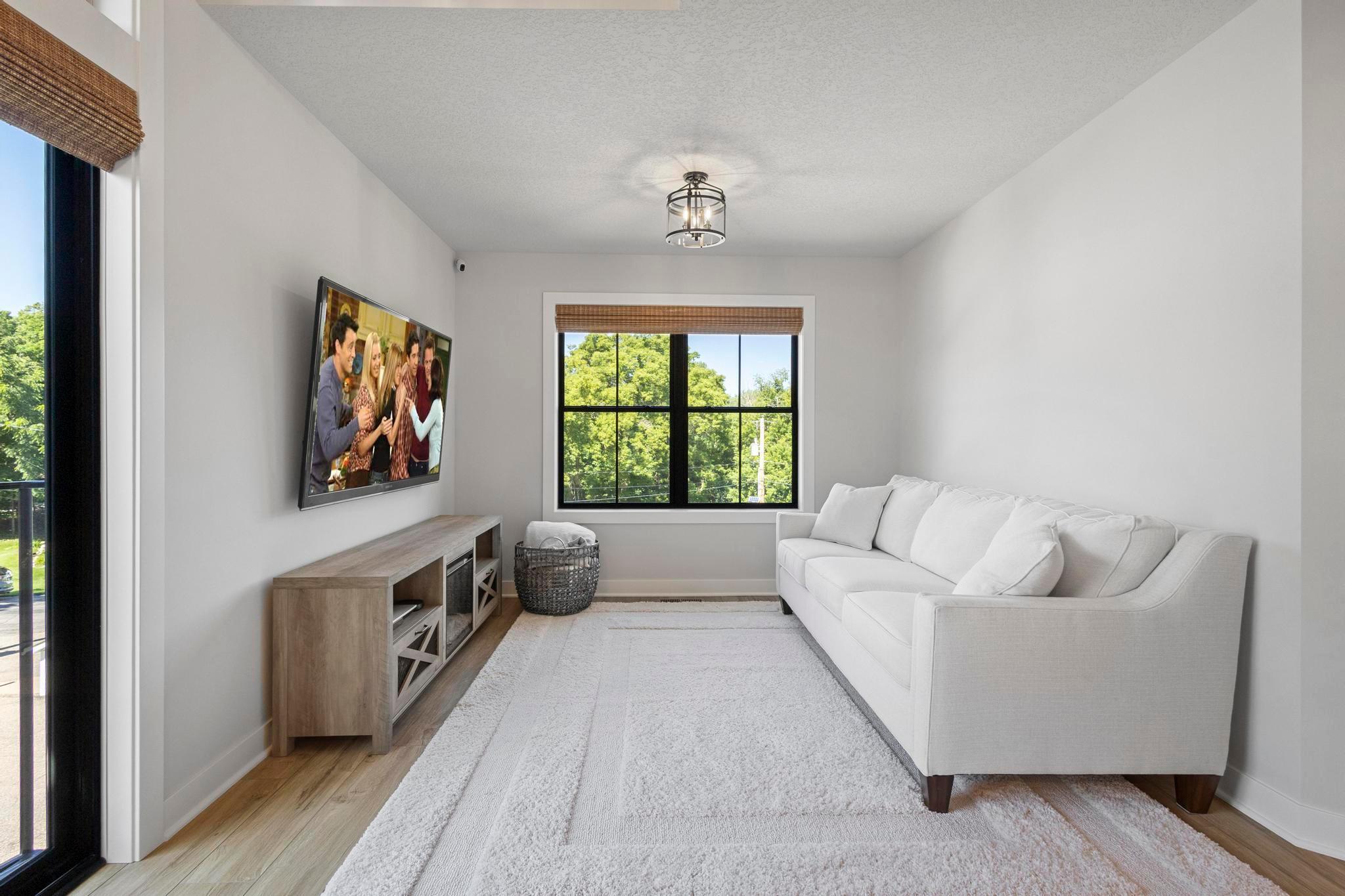 Excelsior, Minnesota, 55331, United States, 5 Bedrooms Bedrooms, ,5 BathroomsBathrooms,Residential,Active,1880009