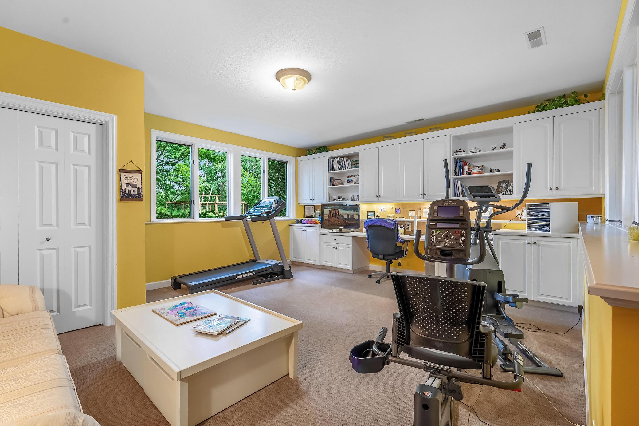 Stillwater, Minnesota, 55082, United States, 6 Bedrooms Bedrooms, ,5 BathroomsBathrooms,Residential,Active,2012206