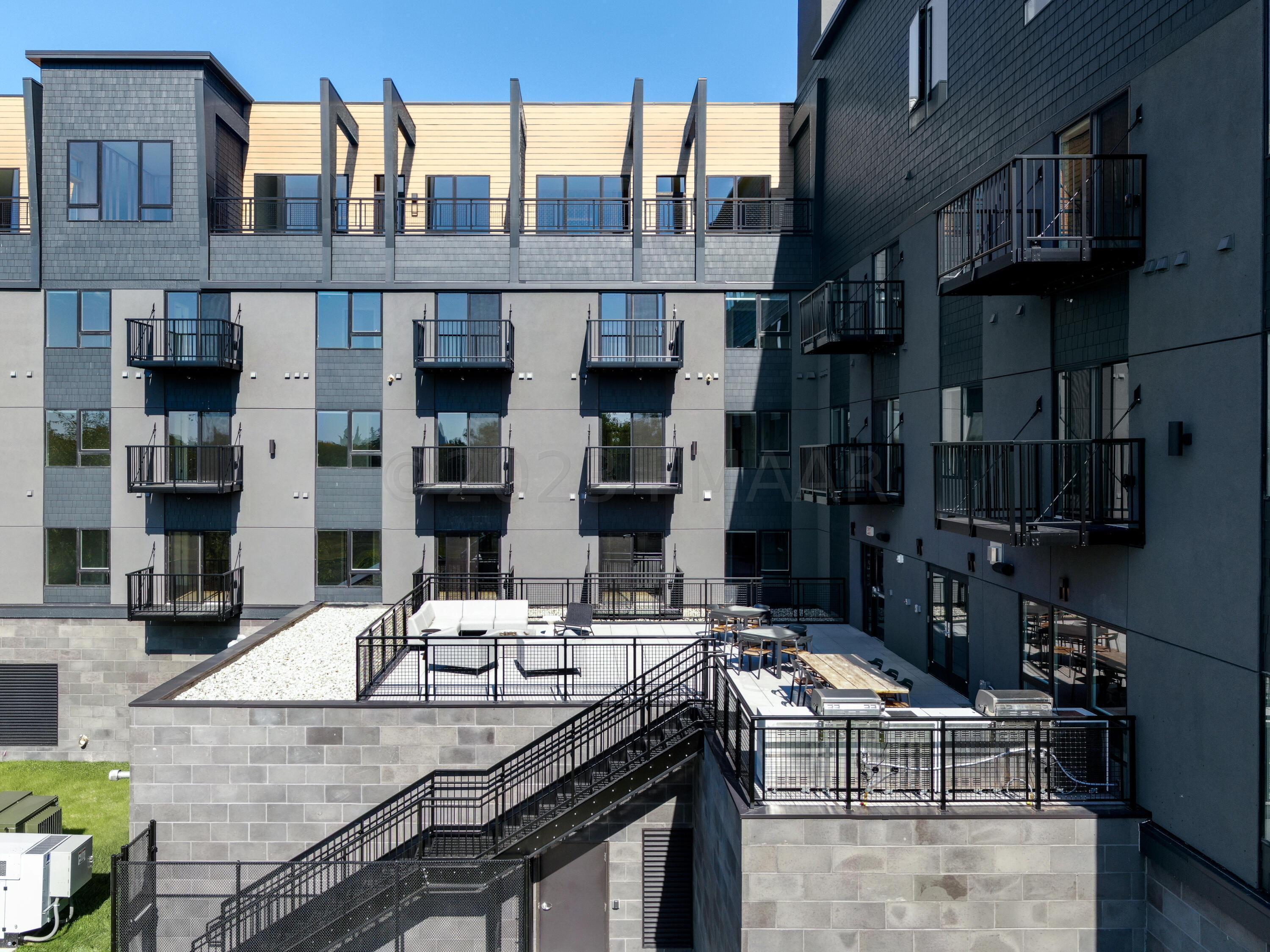 Fargo, North Dakota, 58102, United States, 3 Bedrooms Bedrooms, ,2 BathroomsBathrooms,Residential,Active,2008747