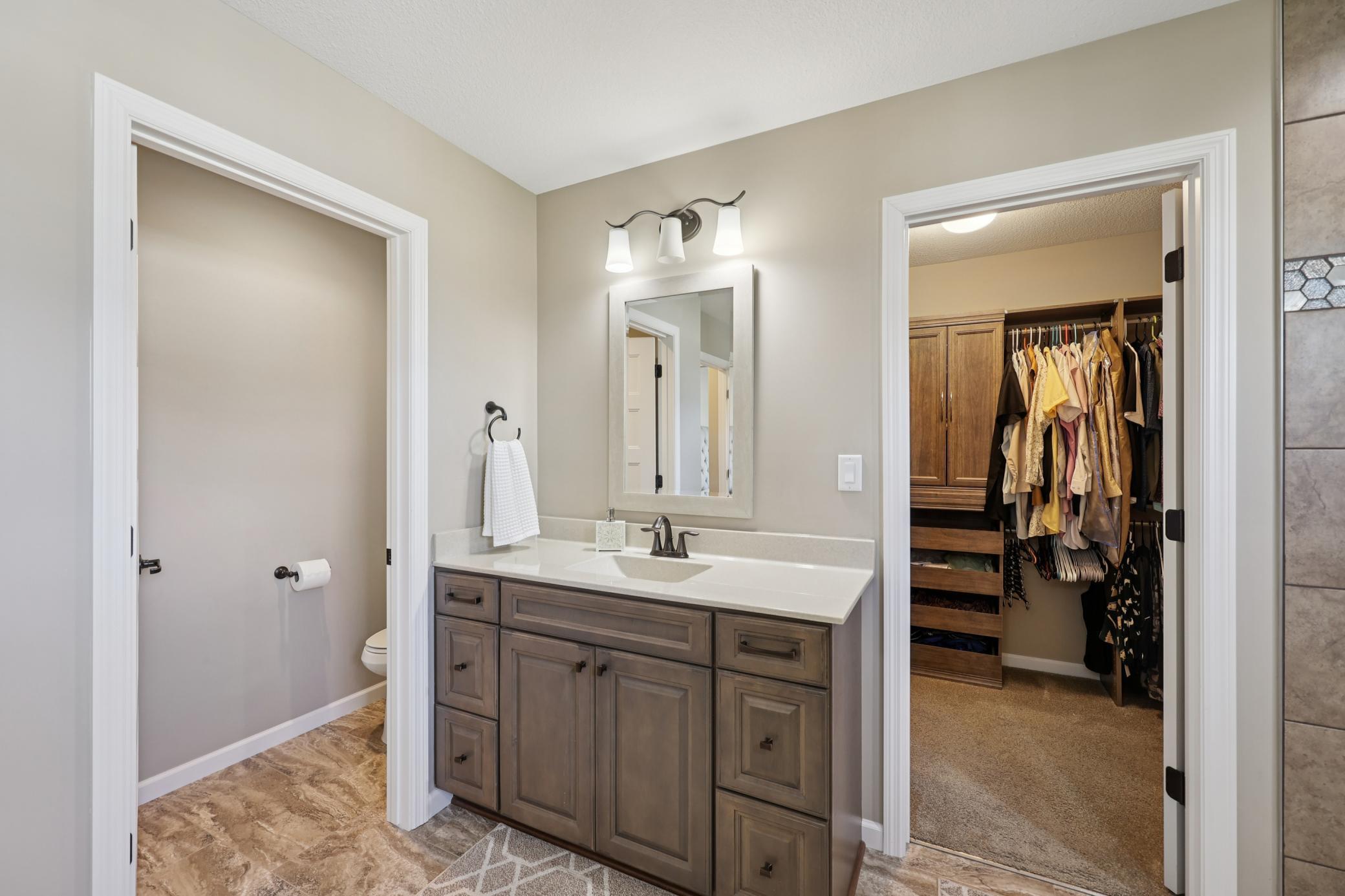 Eden Prairie, Minnesota, 55347, United States, 5 Bedrooms Bedrooms, ,6 BathroomsBathrooms,Residential,Active,2006884