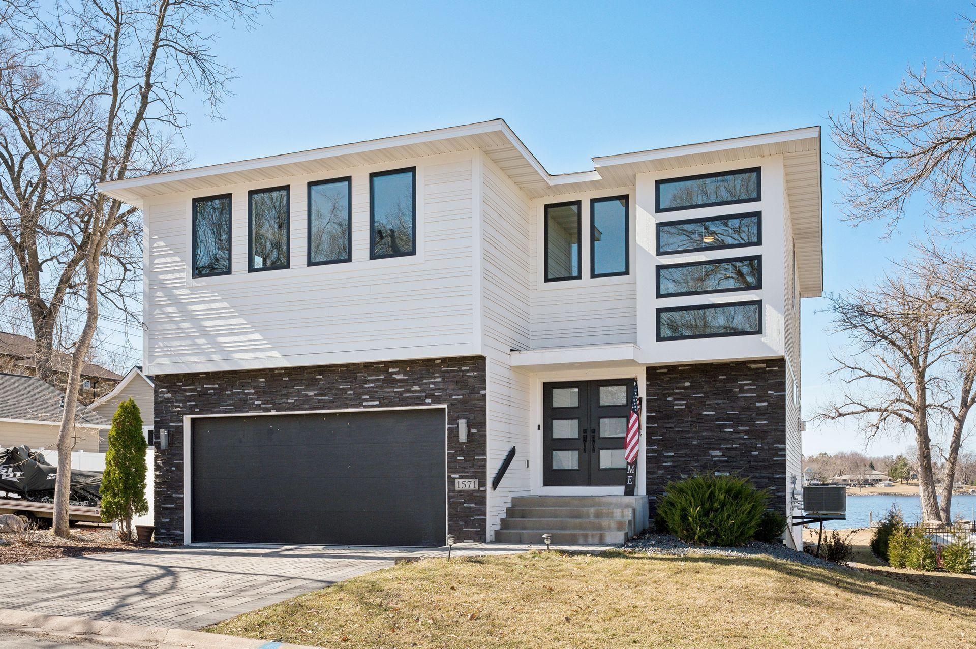 Mound, Minnesota, 55364, United States, 4 Bedrooms Bedrooms, ,4 BathroomsBathrooms,Residential,Active,1972161