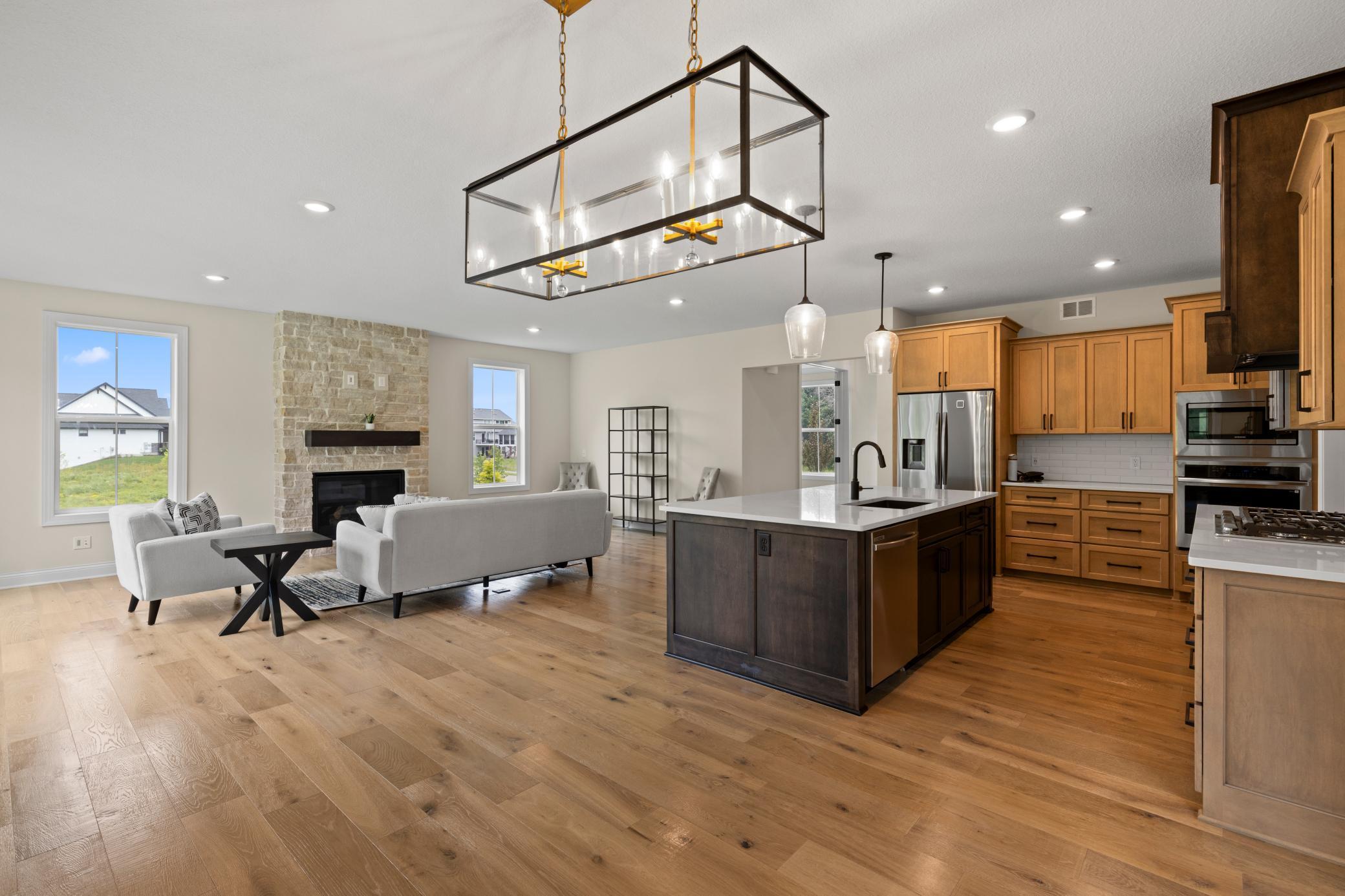 Lake Elmo, Minnesota, 55042, United States, 5 Bedrooms Bedrooms, ,5 BathroomsBathrooms,Residential,Active,1899902