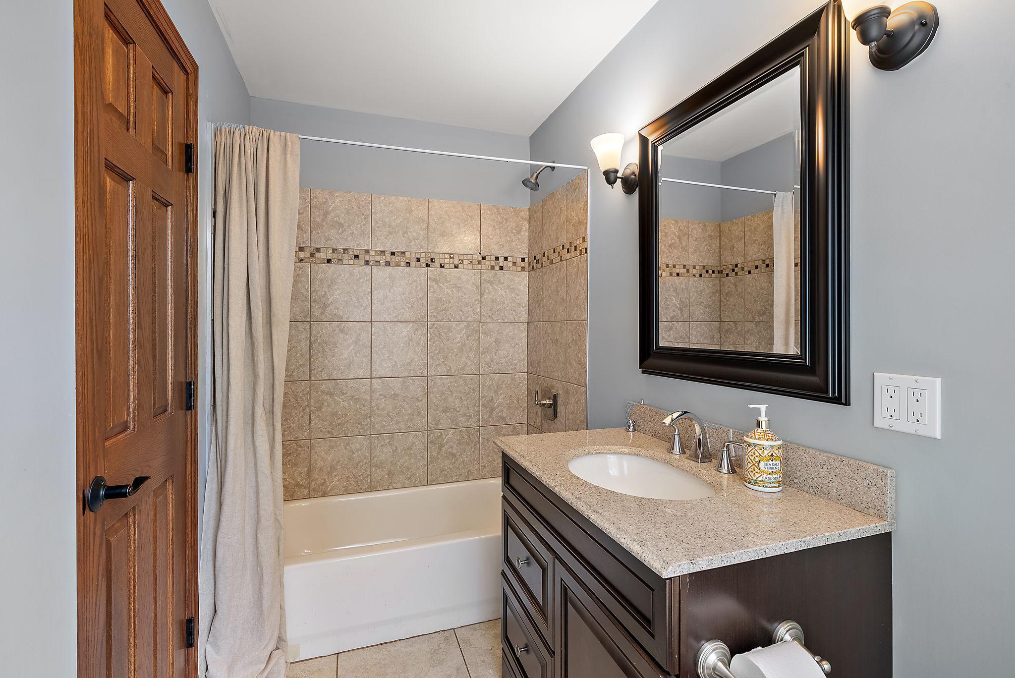 Minneapolis, Minnesota, 55424, United States, 5 Bedrooms Bedrooms, ,6 BathroomsBathrooms,Residential,Active,1936394