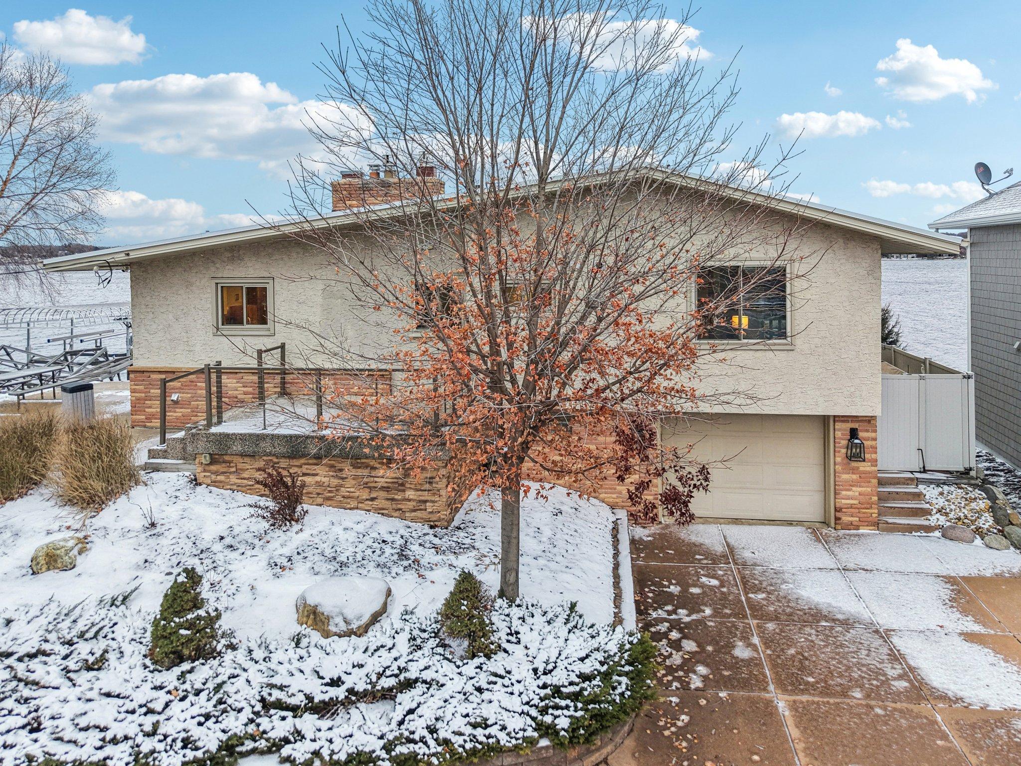 Prior Lake, Minnesota, 55372, United States, 2 Bedrooms Bedrooms, ,2 BathroomsBathrooms,Residential,Active,1999912