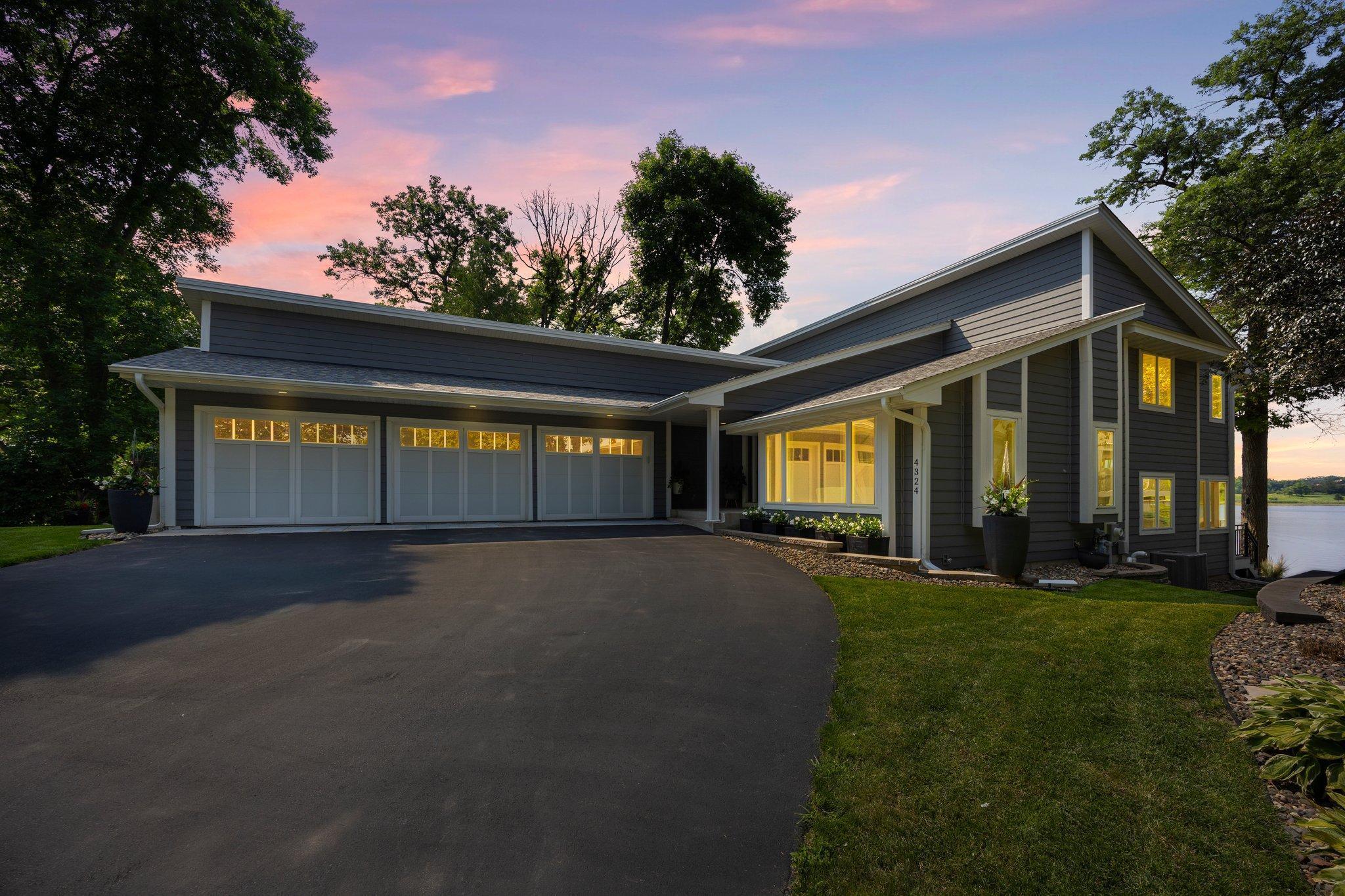 Saint Paul, Minnesota, 55126, United States, 4 Bedrooms Bedrooms, ,4 BathroomsBathrooms,Residential,Active,2027818