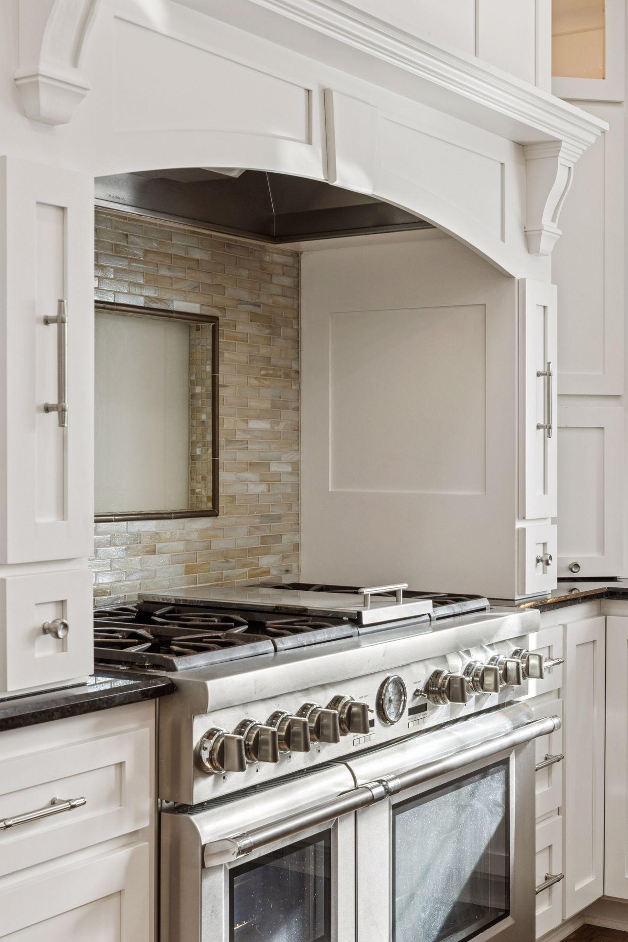 West Saint Paul, Minnesota, 55118, United States, 5 Bedrooms Bedrooms, ,5 BathroomsBathrooms,Residential,Active,2013431