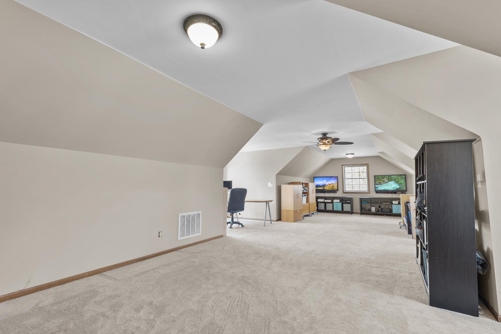 Elko, Minnesota, 55020, United States, 5 Bedrooms Bedrooms, ,5 BathroomsBathrooms,Residential,Active,1942358