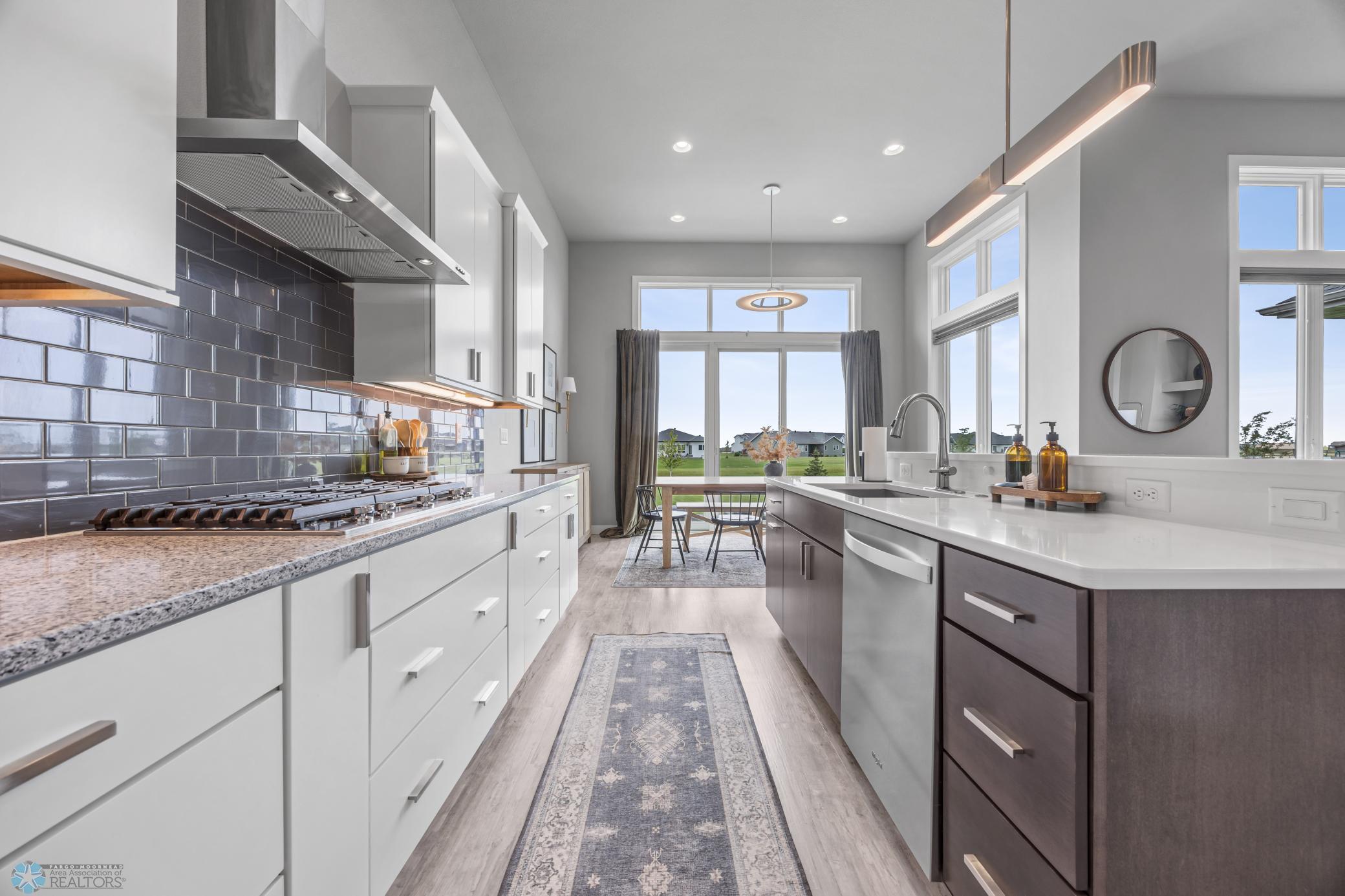 Oxbow, North Dakota, 58047, United States, 5 Bedrooms Bedrooms, ,3 BathroomsBathrooms,Residential,Active,1926894