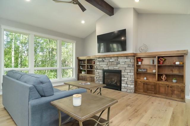 Circle Pines, Minnesota, 55014, United States, 4 Bedrooms Bedrooms, ,3 BathroomsBathrooms,Residential,Active,1892422