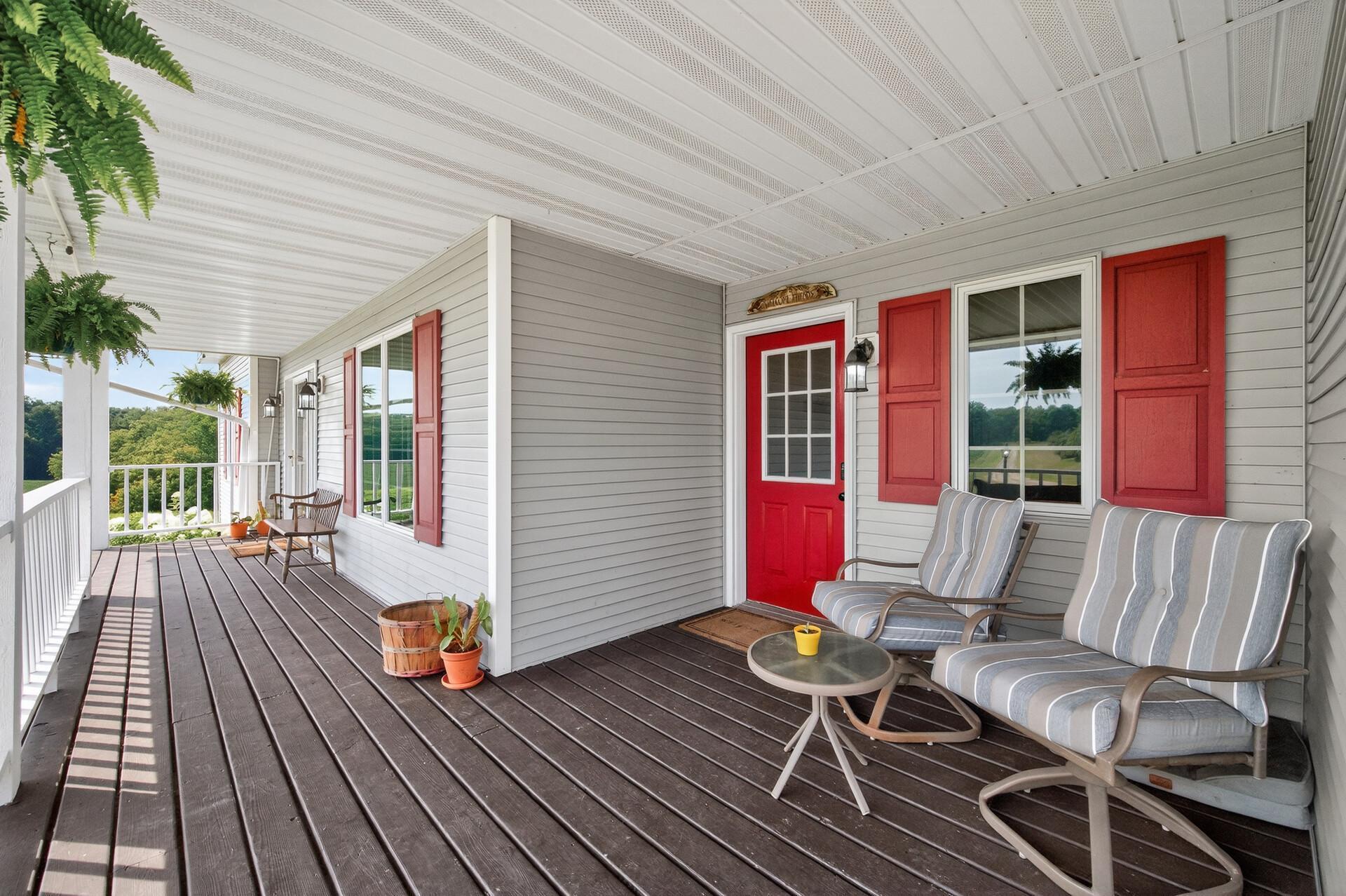 Lindstrom, Minnesota, 55045, United States, 5 Bedrooms Bedrooms, ,4 BathroomsBathrooms,Residential,Active,1920250