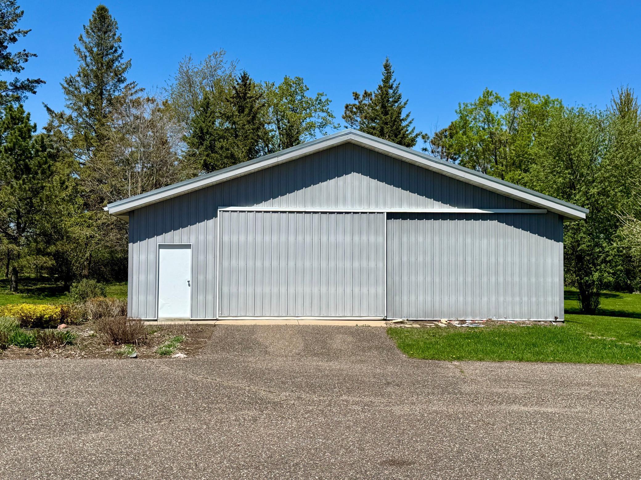 Northfield, Minnesota, 55057, United States, 3 Bedrooms Bedrooms, ,3 BathroomsBathrooms,Residential,Active,1920261