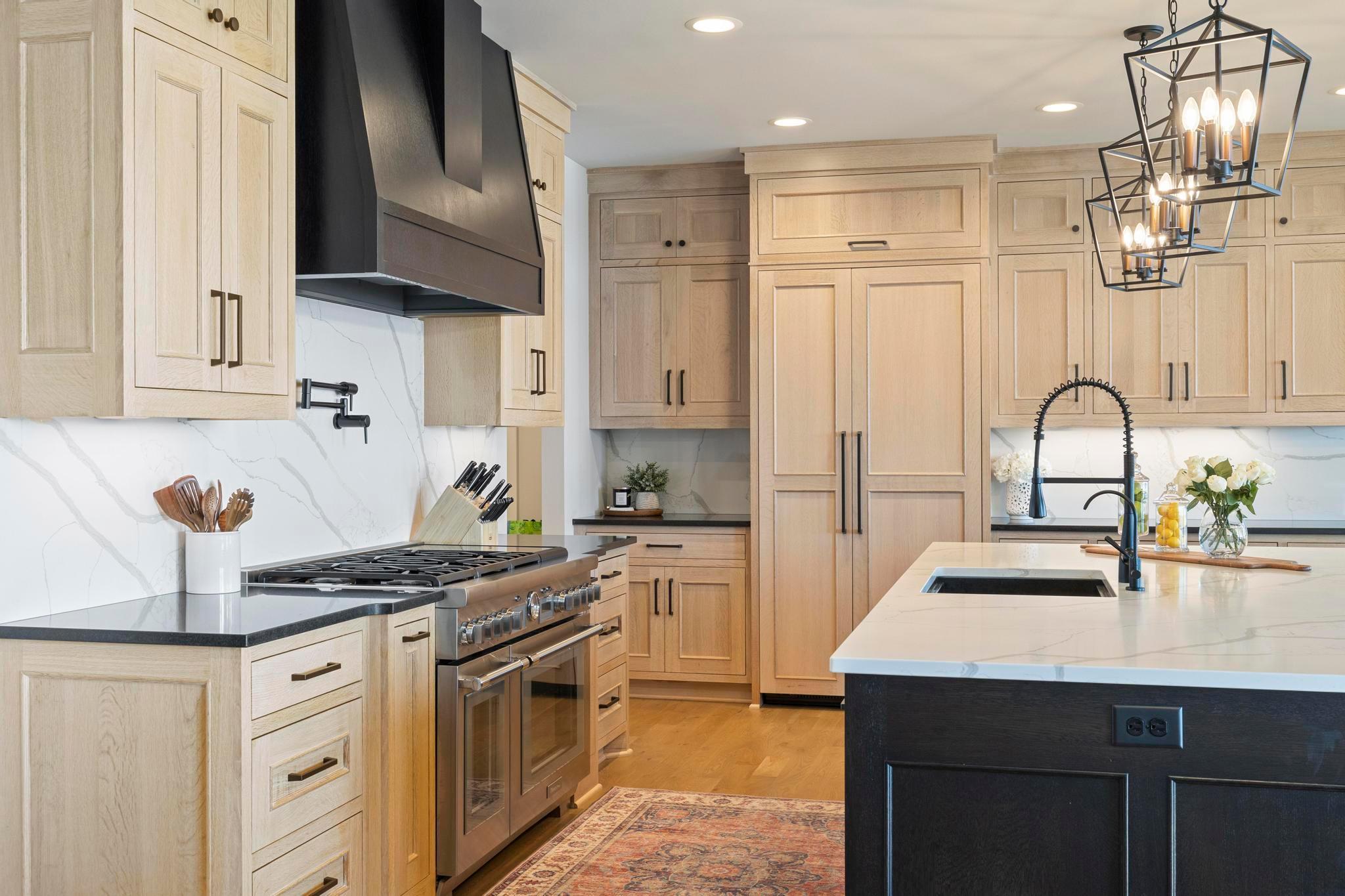 Excelsior, Minnesota, 55331, United States, 5 Bedrooms Bedrooms, ,5 BathroomsBathrooms,Residential,Active,1880009