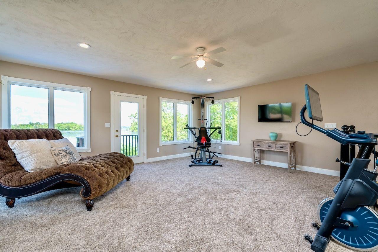 Elysian, Minnesota, 56028, United States, 6 Bedrooms Bedrooms, ,6 BathroomsBathrooms,Residential,Active,1831792