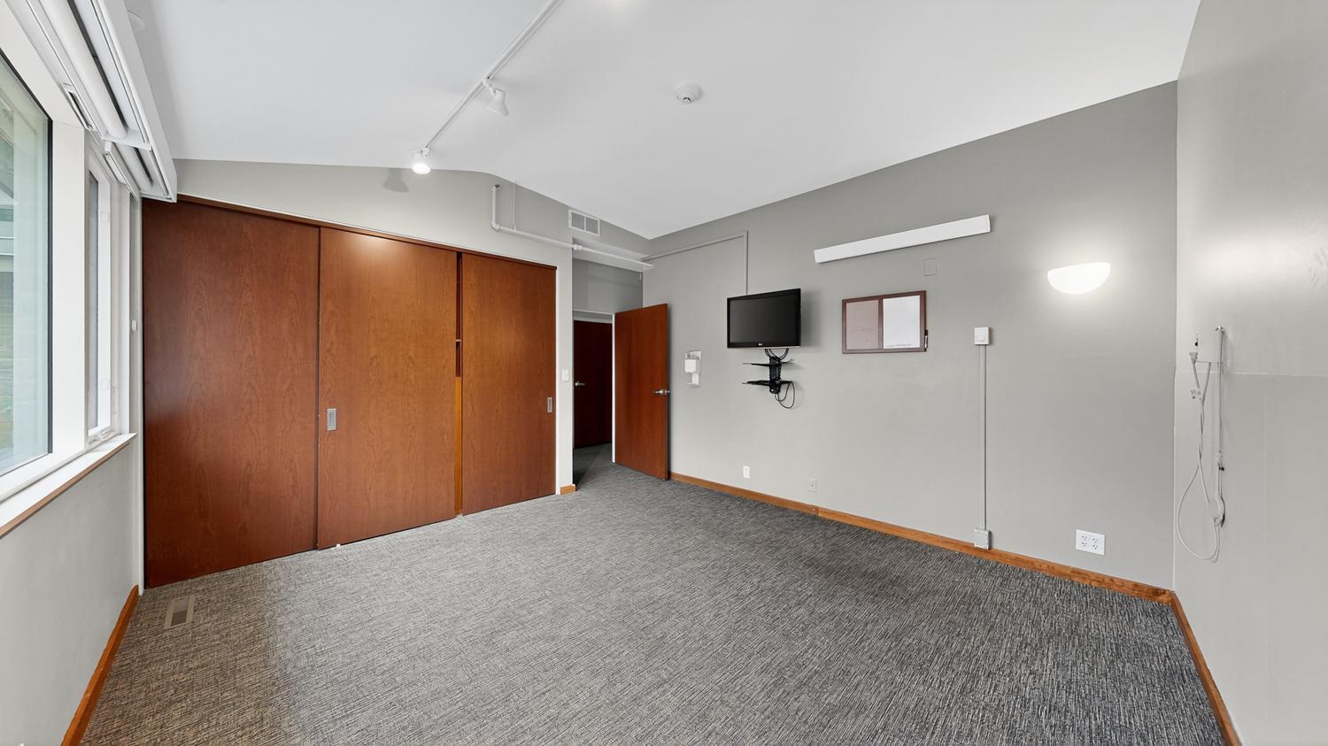 Rochester, Minnesota, 55902, United States, 10 Bedrooms Bedrooms, ,6 BathroomsBathrooms,Residential,Active,1970931