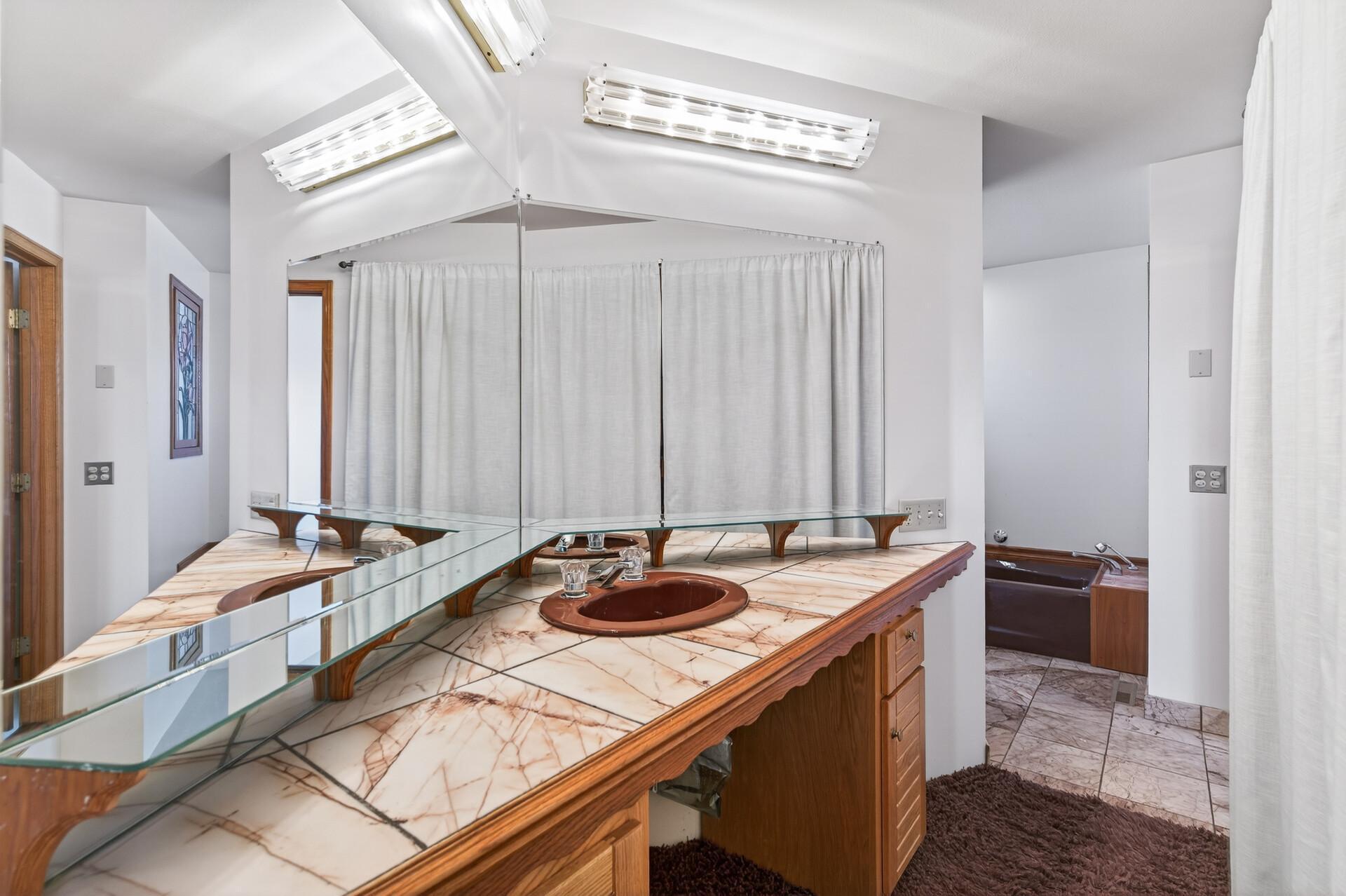 Excelsior, Minnesota, 55331, United States, 4 Bedrooms Bedrooms, ,5 BathroomsBathrooms,Residential,Active,2017105