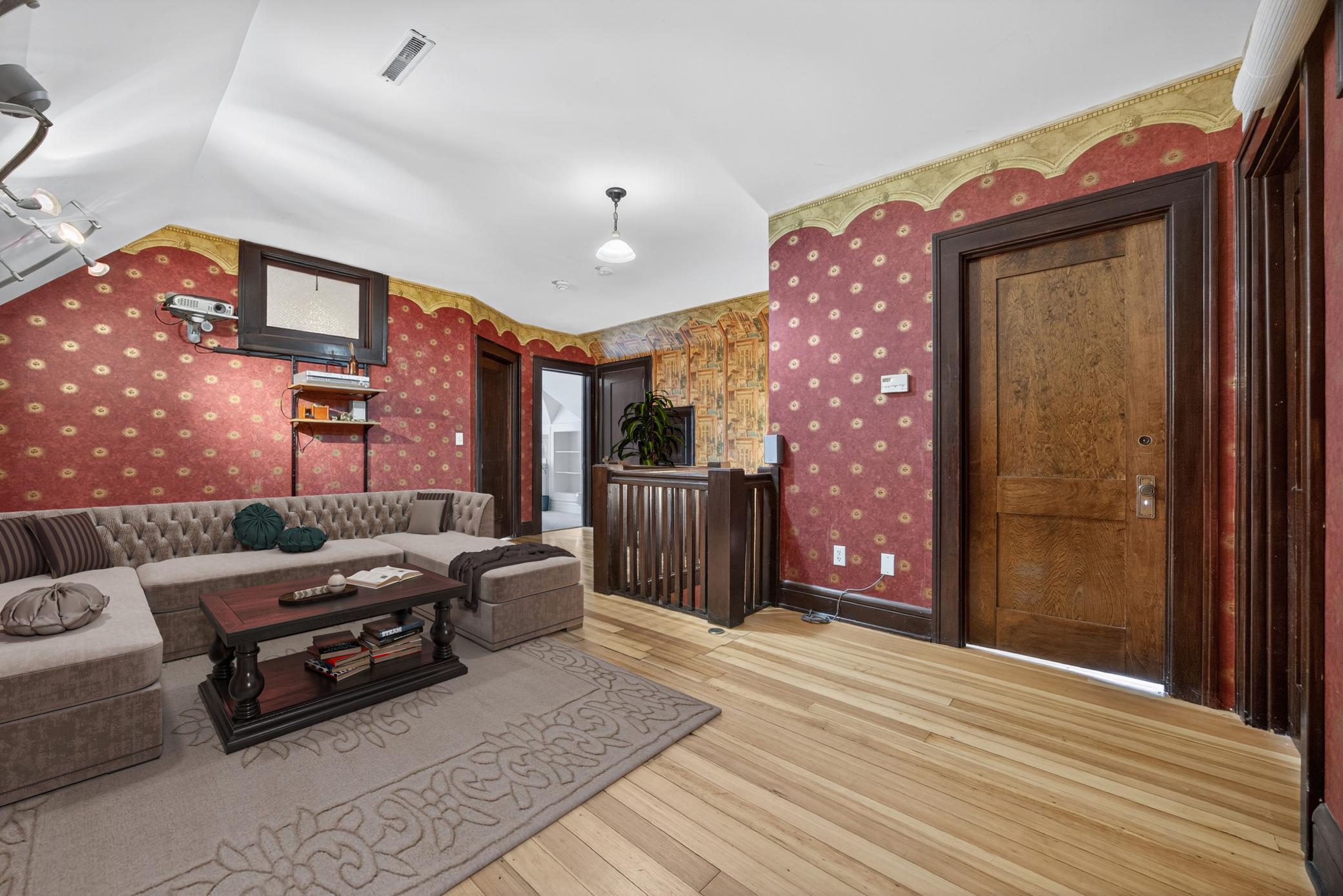 Rochester, Minnesota, 55902, United States, 7 Bedrooms Bedrooms, ,7 BathroomsBathrooms,Residential,Active,1973275